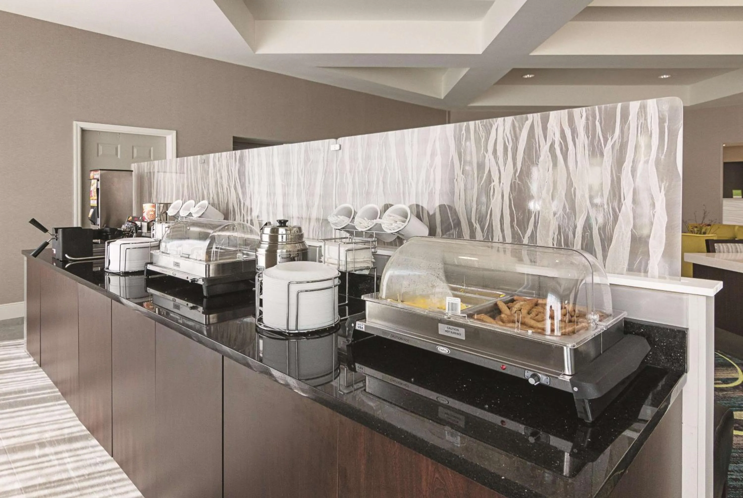 Restaurant/places to eat in La Quinta by Wyndham Orlando UCF