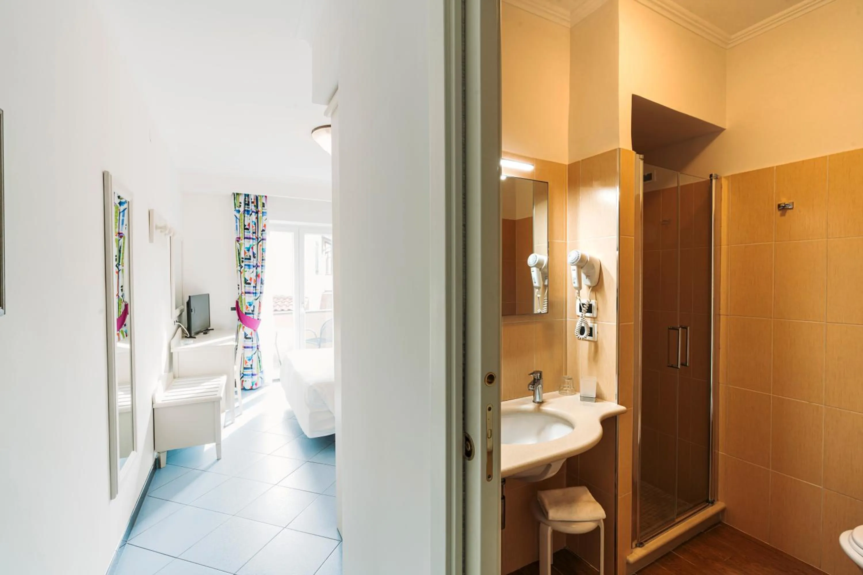 Photo of the whole room in Hotel Villa Svizzera Terme