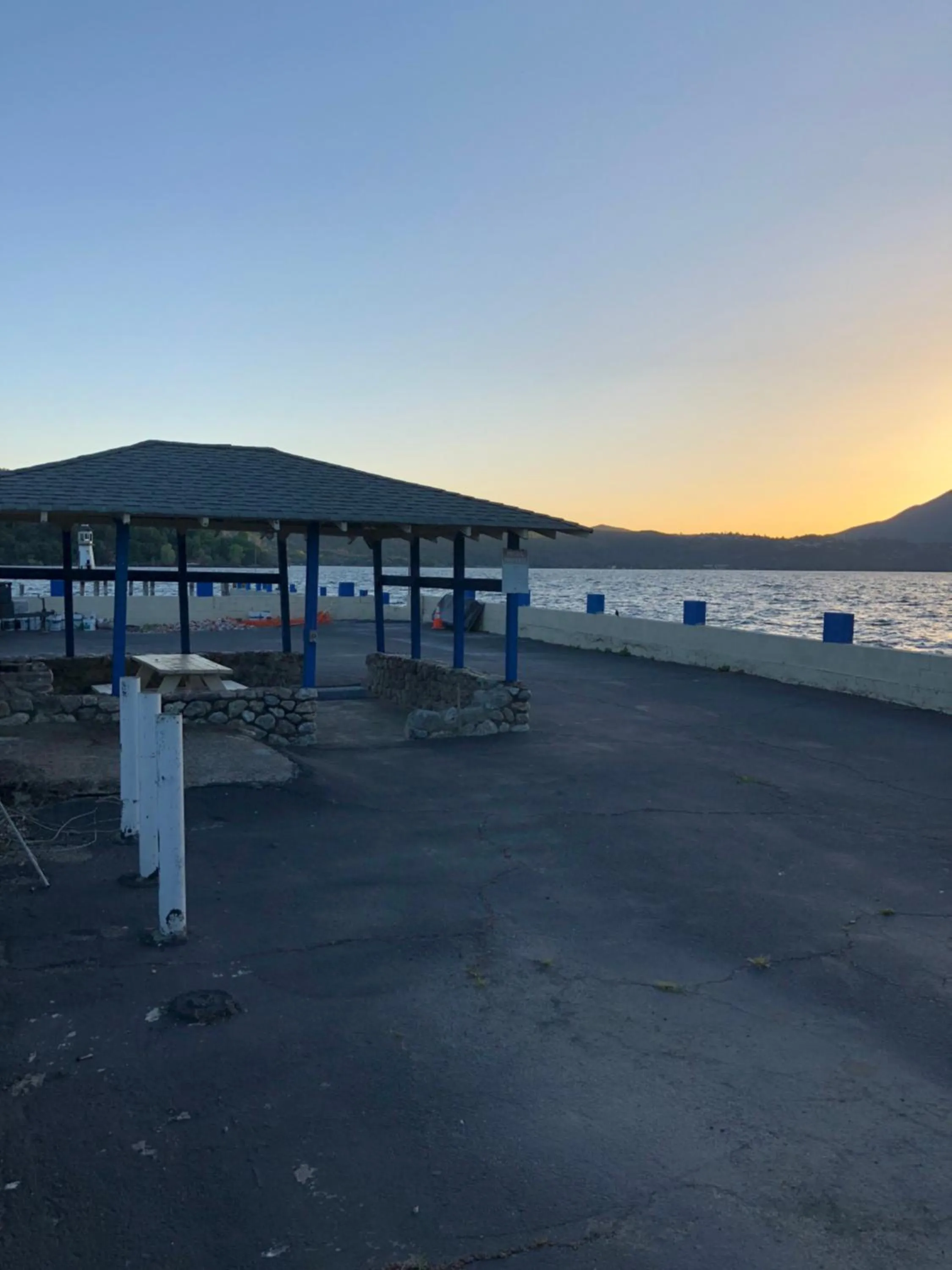 Lake view in Lamplighter Motel Clearlake