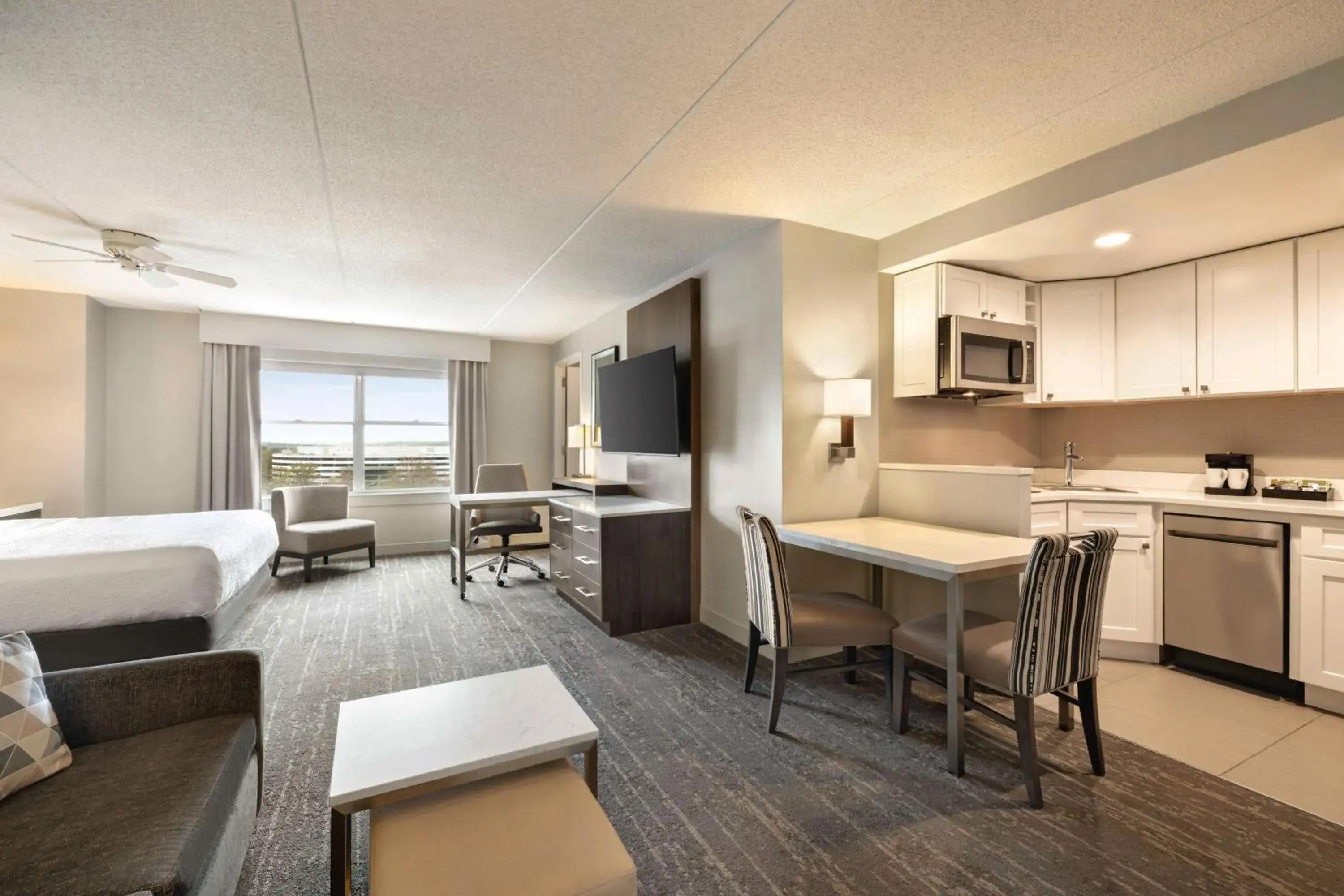 Two-Bedroom King Suite - Non-Smoking in Homewood Suites by Hilton Philadelphia-City Avenue Two-Bedroom King Suite - Non-Smoking in Homewood Suites by Hilton Philadelphia-City Avenue