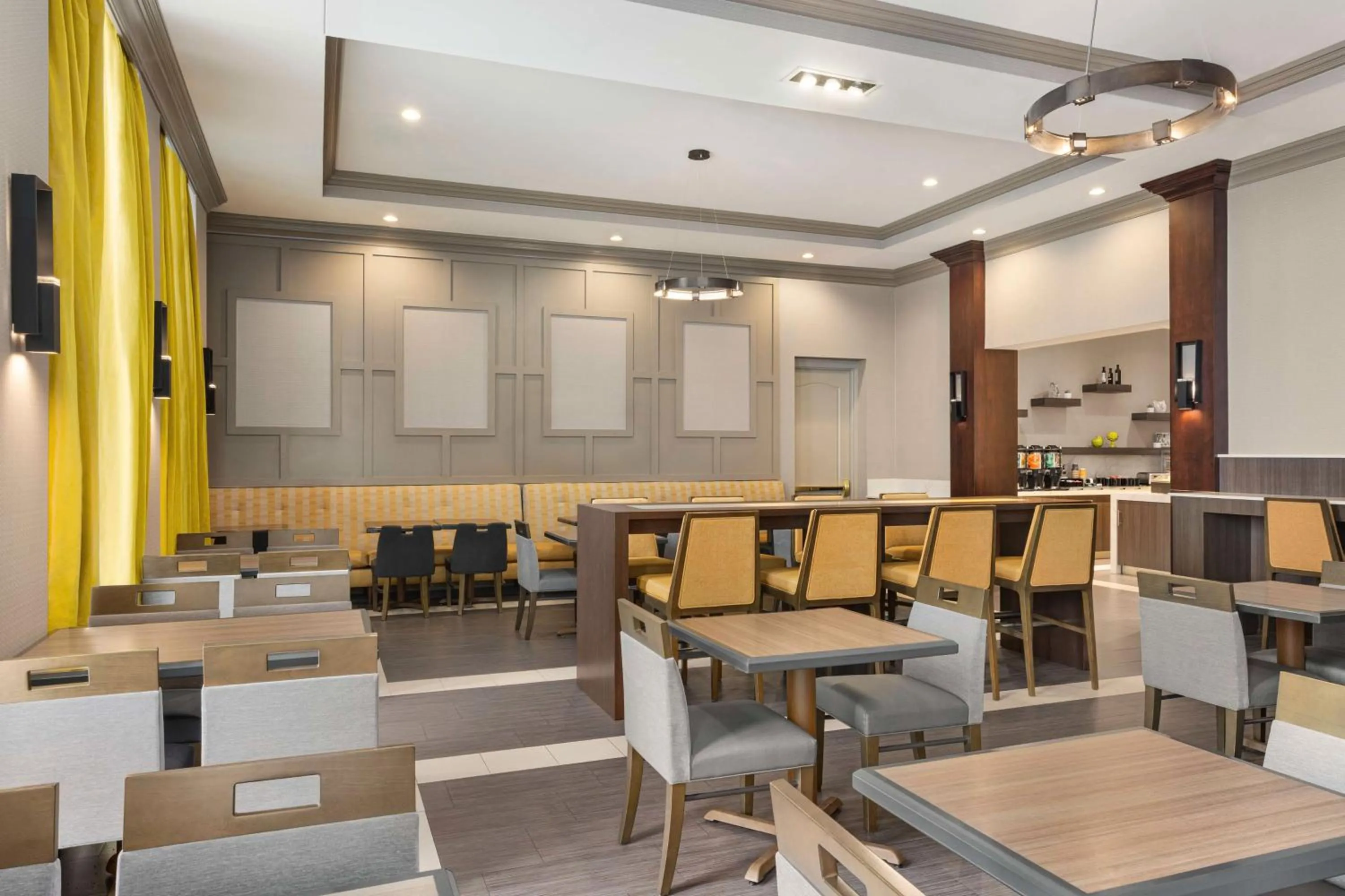 Breakfast in Homewood Suites by Hilton Philadelphia-City Avenue