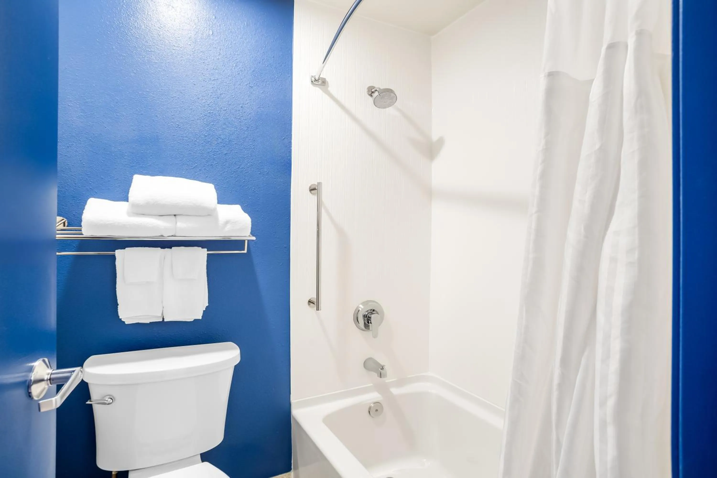 Shower in Spark by Hilton Kent Seattle