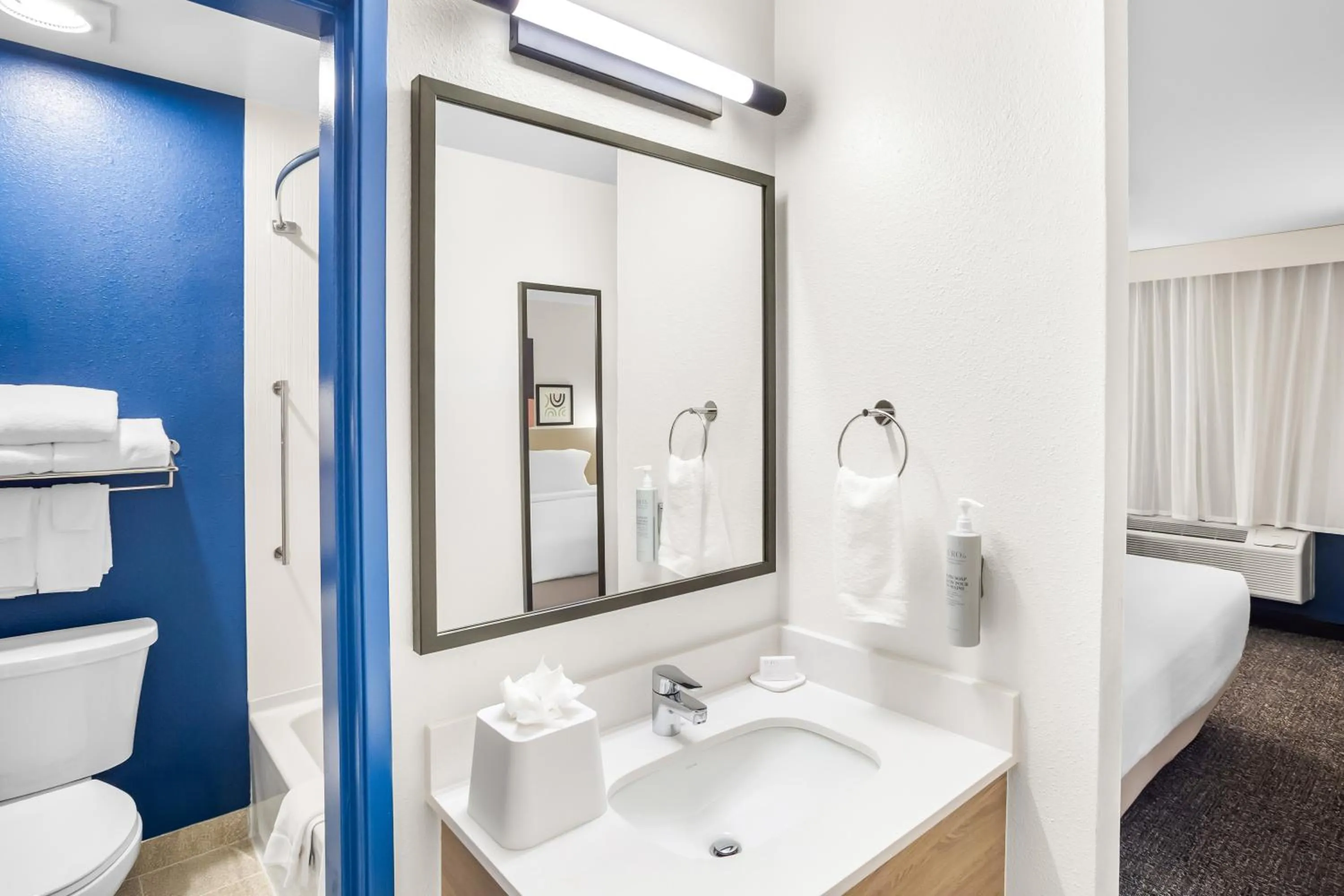 Shower in Spark by Hilton Kent Seattle