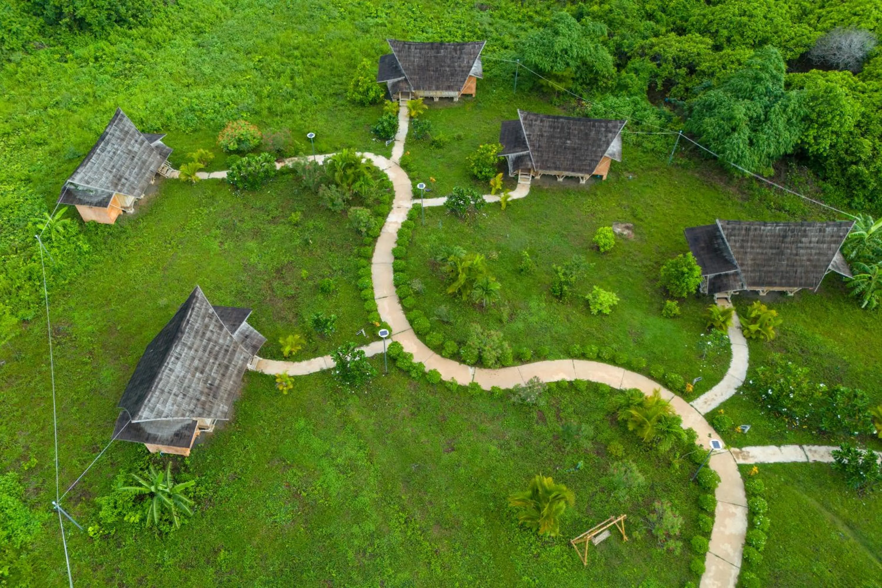 Hanchey Bamboo Resort