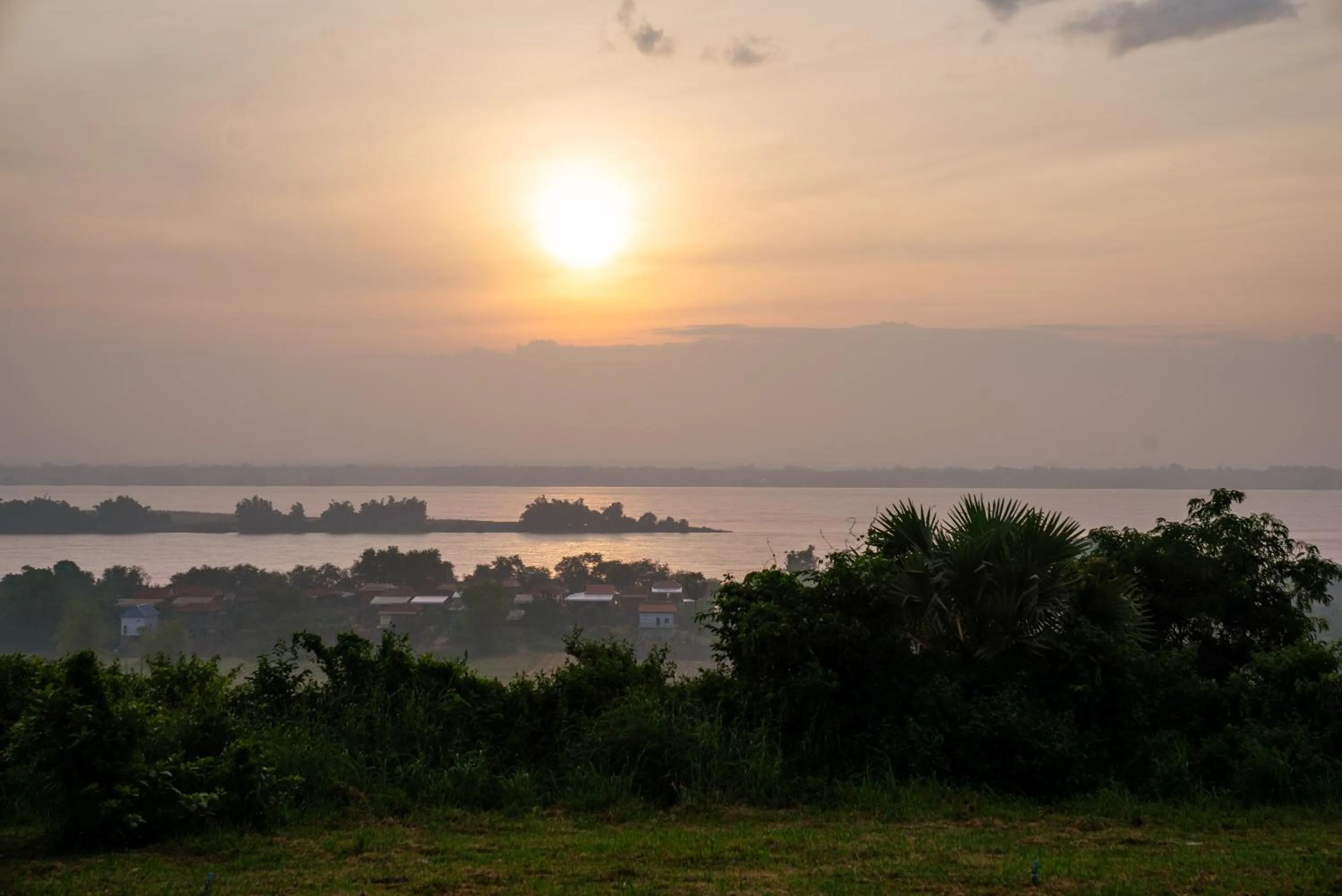 Hanchey Bamboo Resort