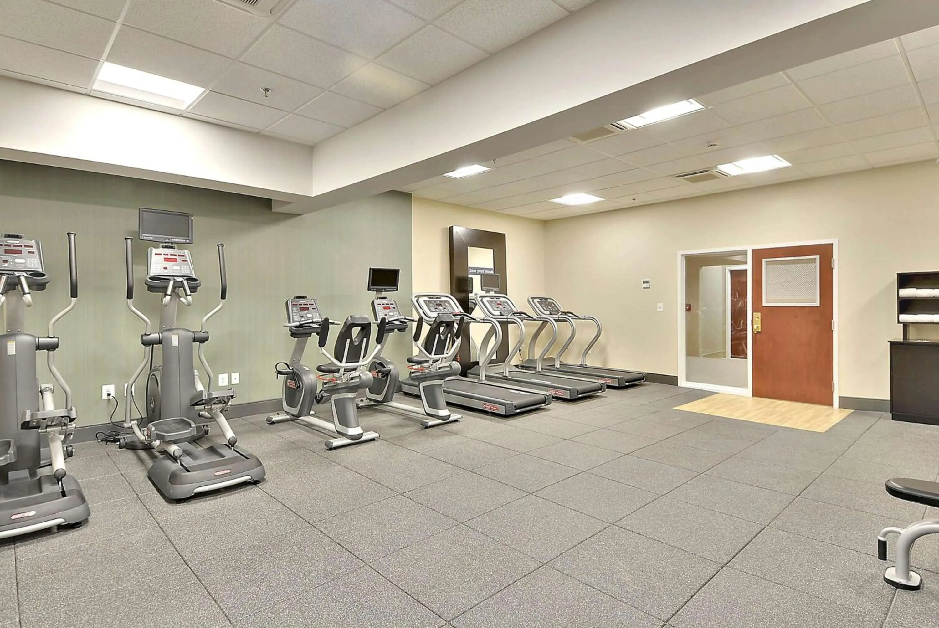 Fitness centre/facilities in Hampton Inn Alexandria/Old Town