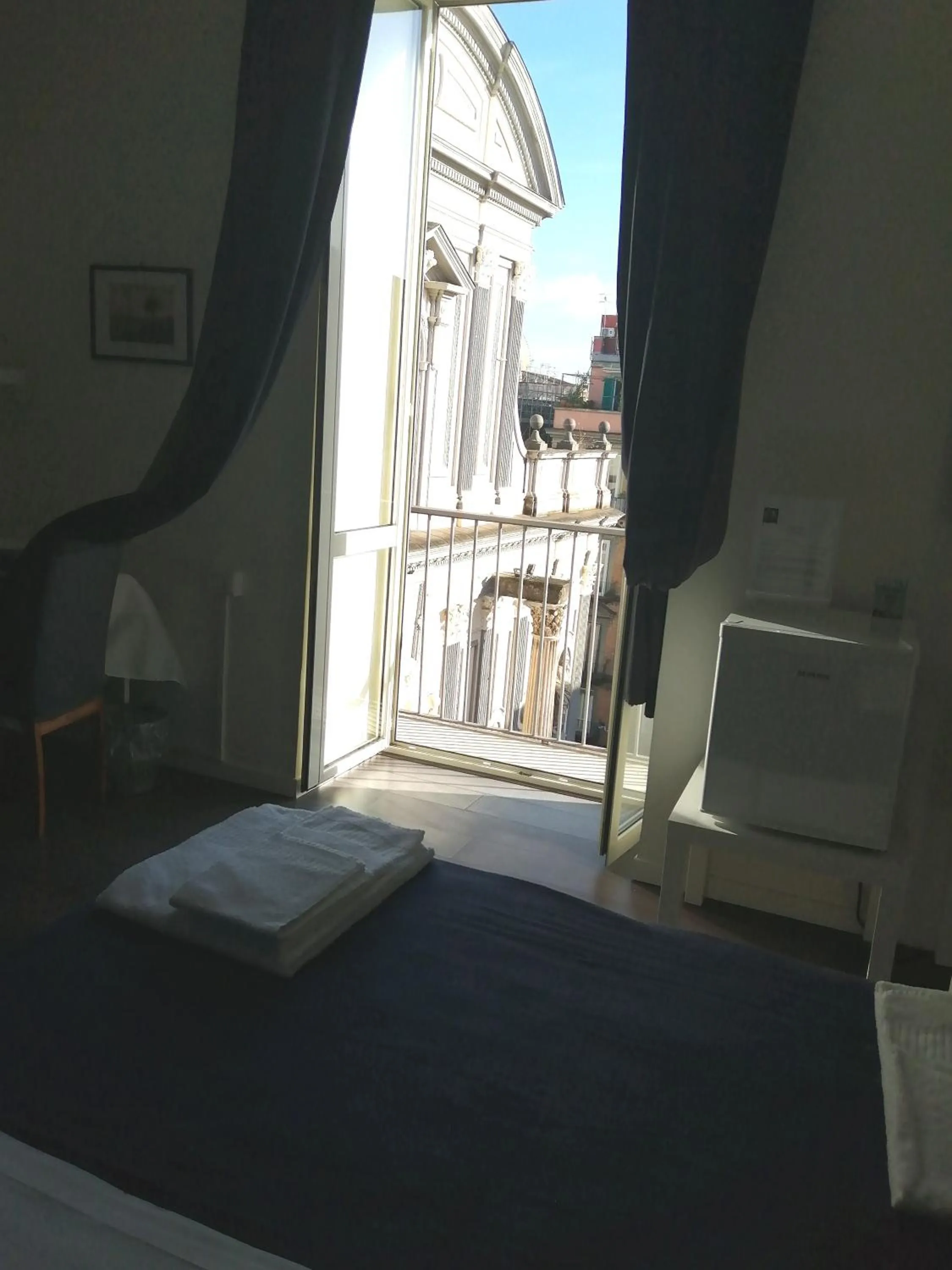 Bedroom, Bed in I DIOSCURI