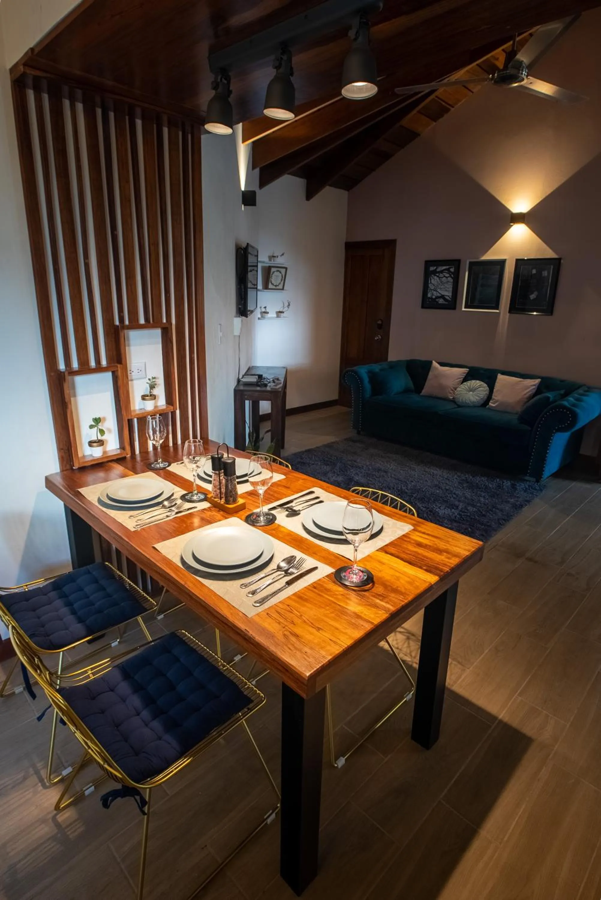Dining area in Camino Verde B&B Monteverde Costa Rica