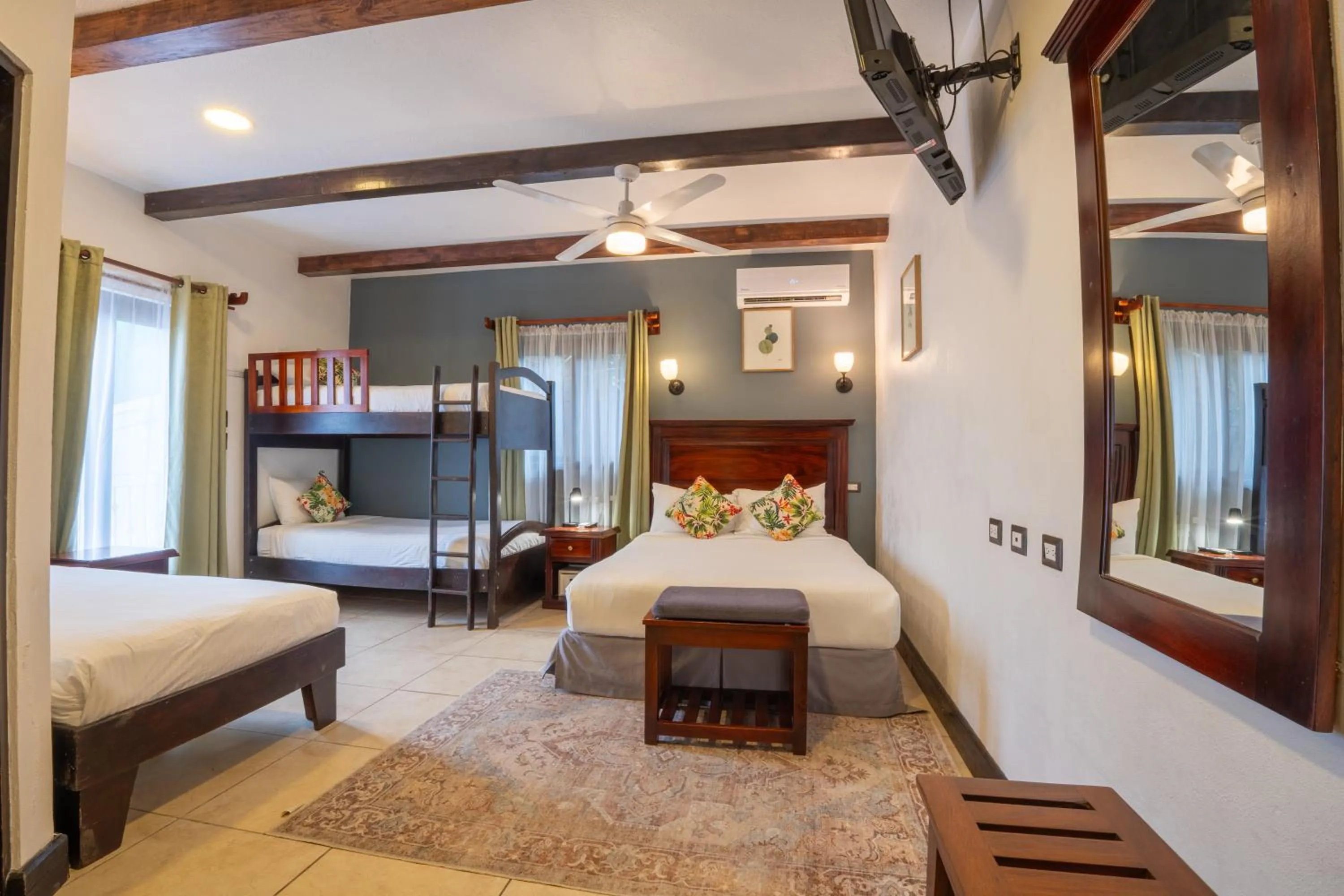 Bed in Camino Verde B&B Monteverde Costa Rica