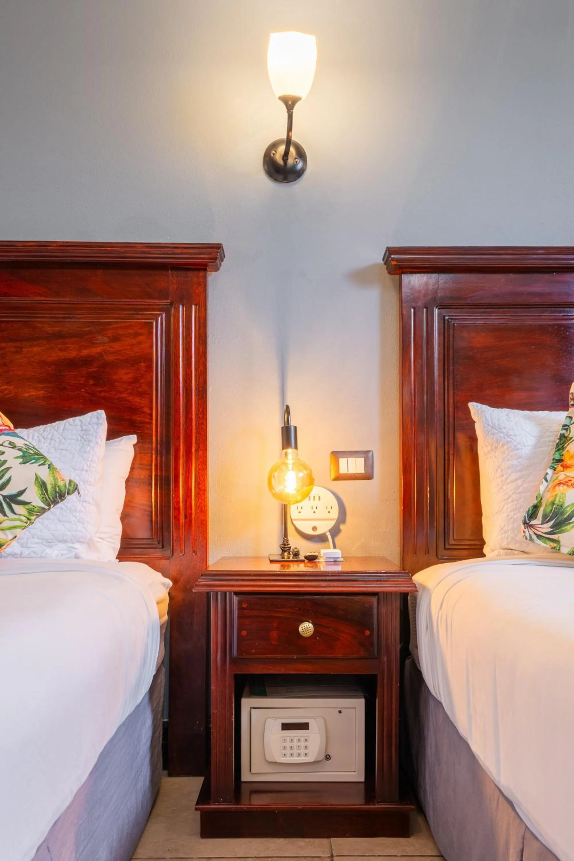 Bed in Camino Verde B&B Monteverde Costa Rica