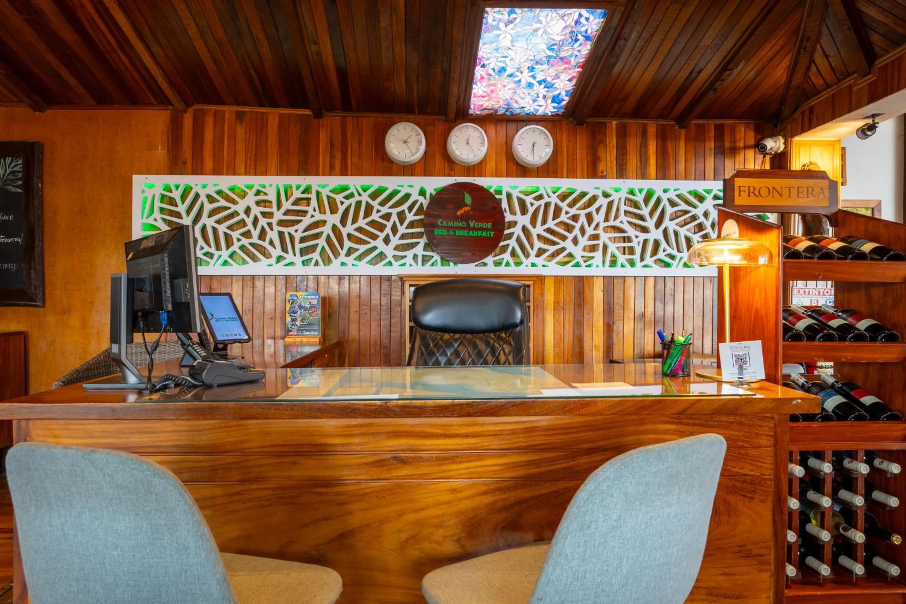 Lobby or reception in Camino Verde B&B Monteverde Costa Rica