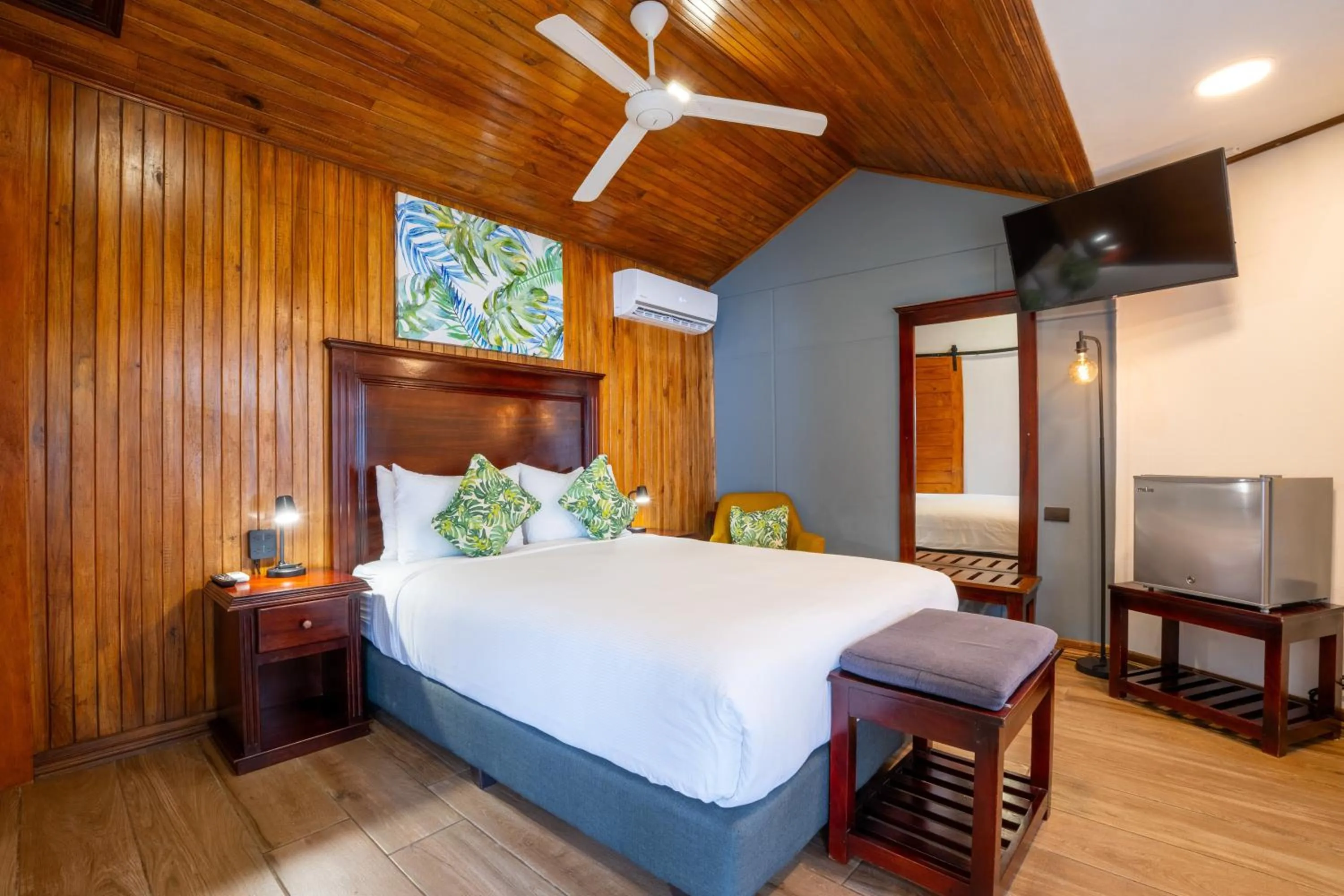 Bed in Camino Verde B&B Monteverde Costa Rica