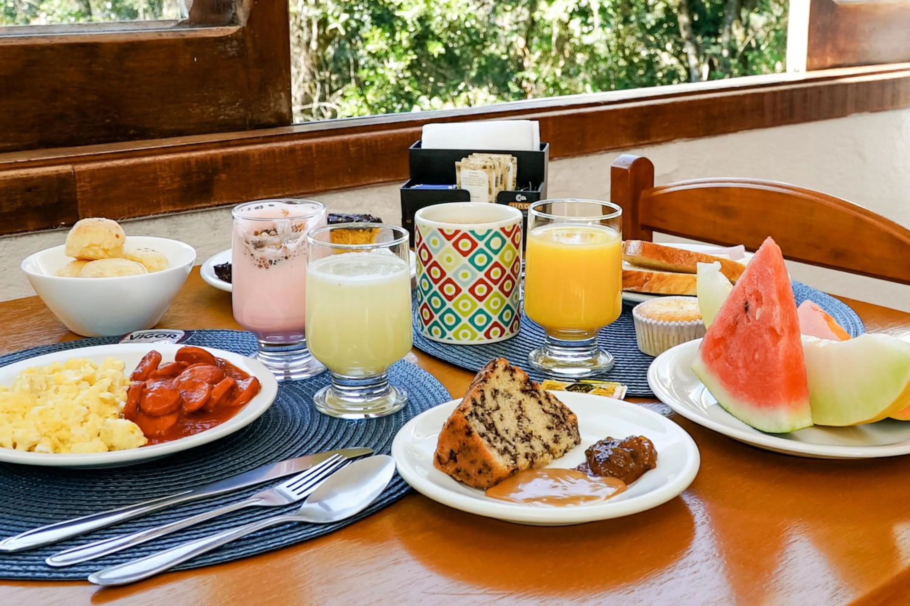 Breakfast in VELINN Pousada Torre Branca