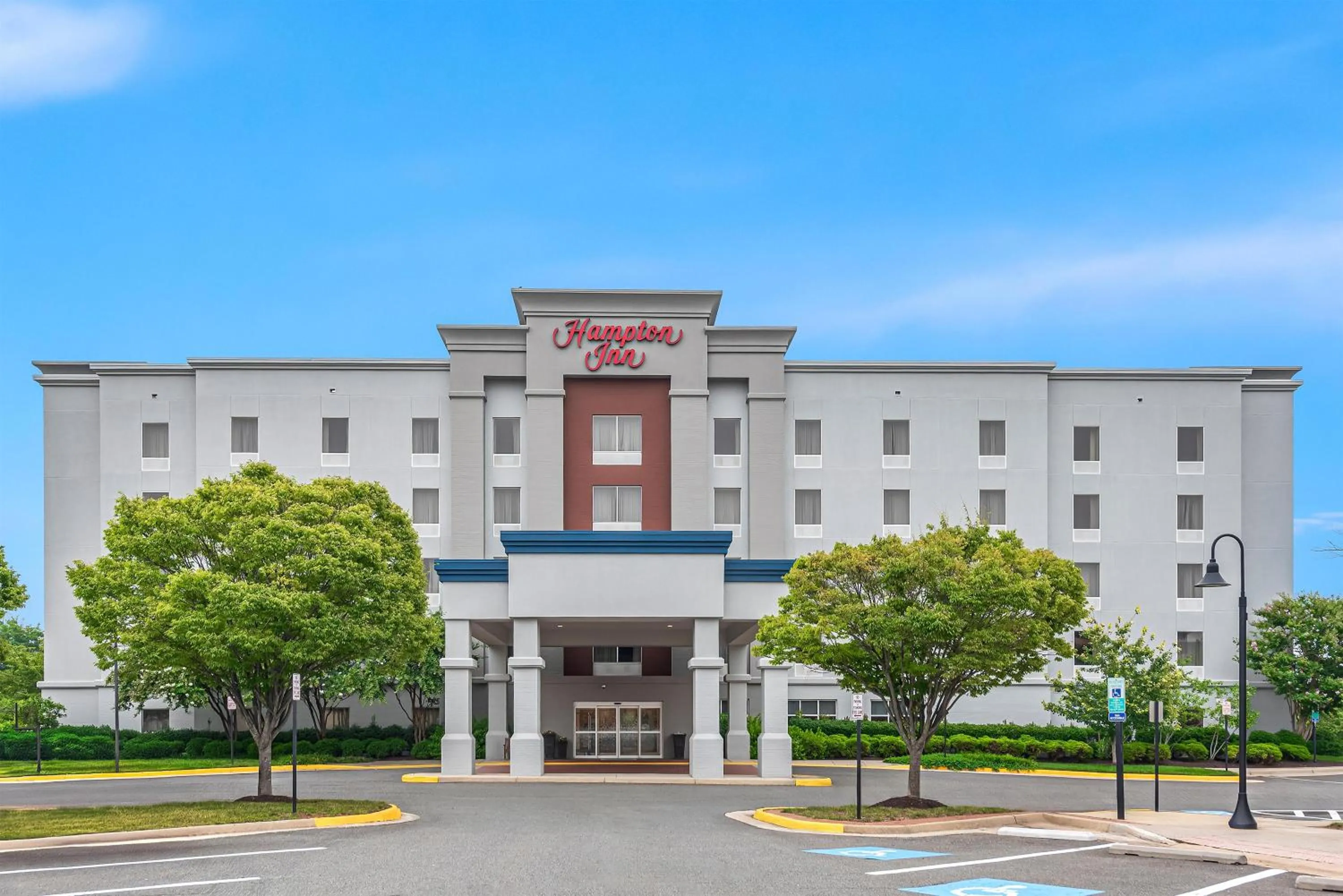 Property building in Hampton Inn Gainesville-Haymarket