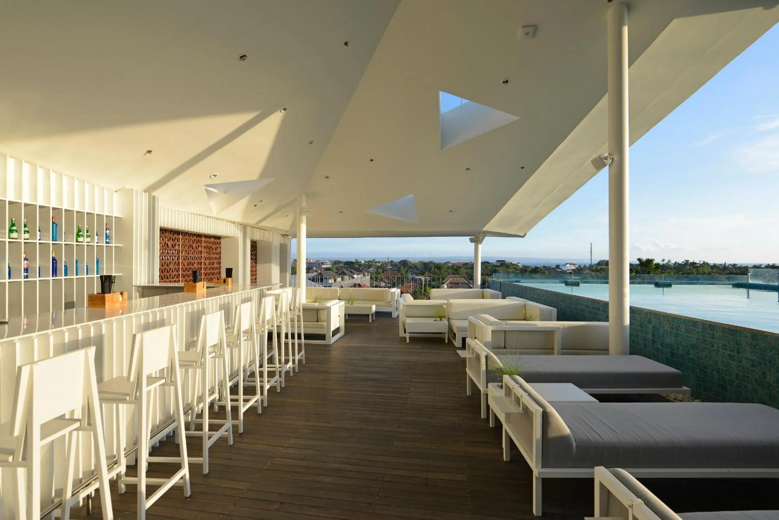 Restaurant/places to eat in IZE Seminyak by LifestyleRetreats