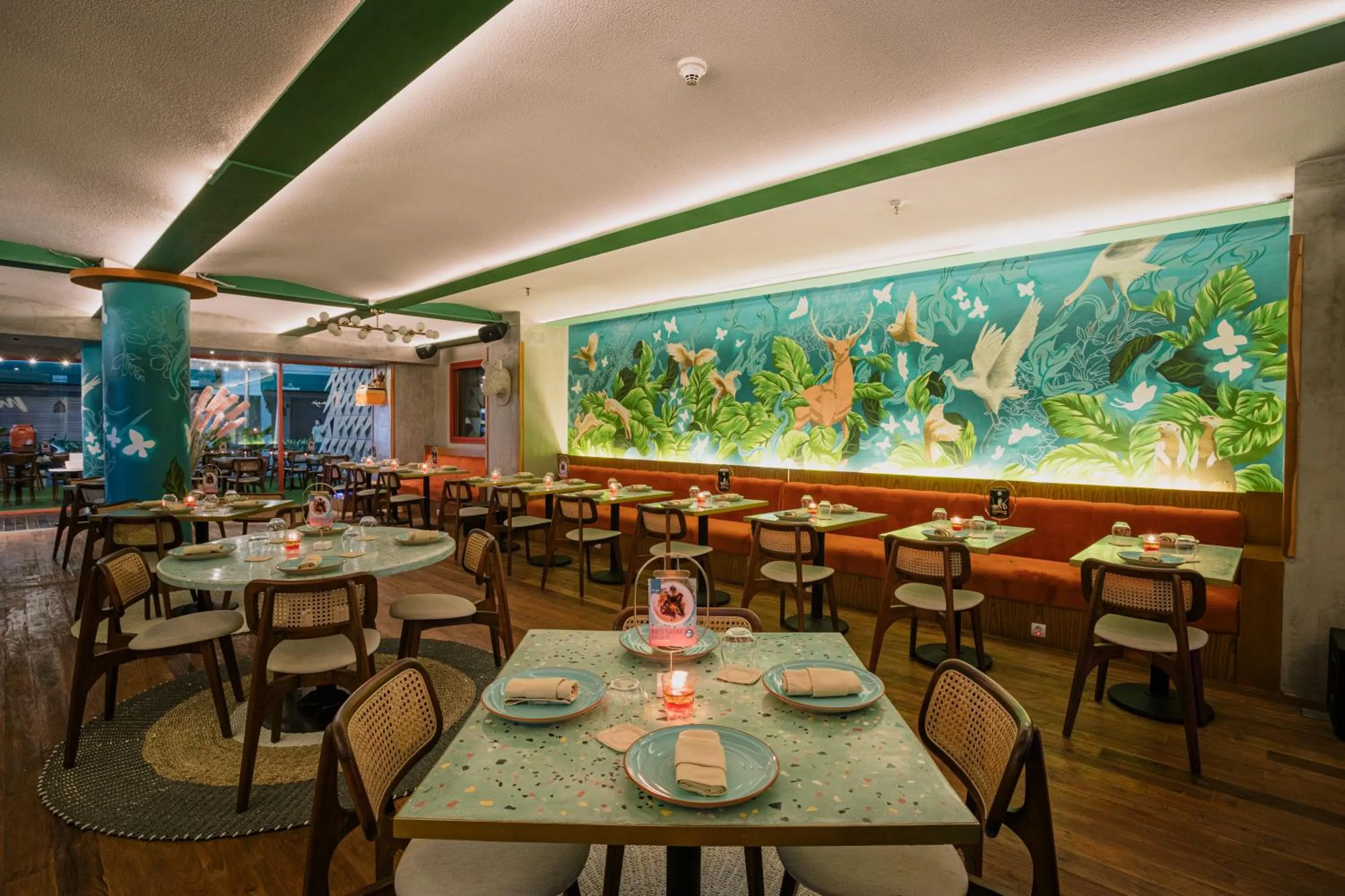 Restaurant/places to eat in IZE Seminyak by LifestyleRetreats