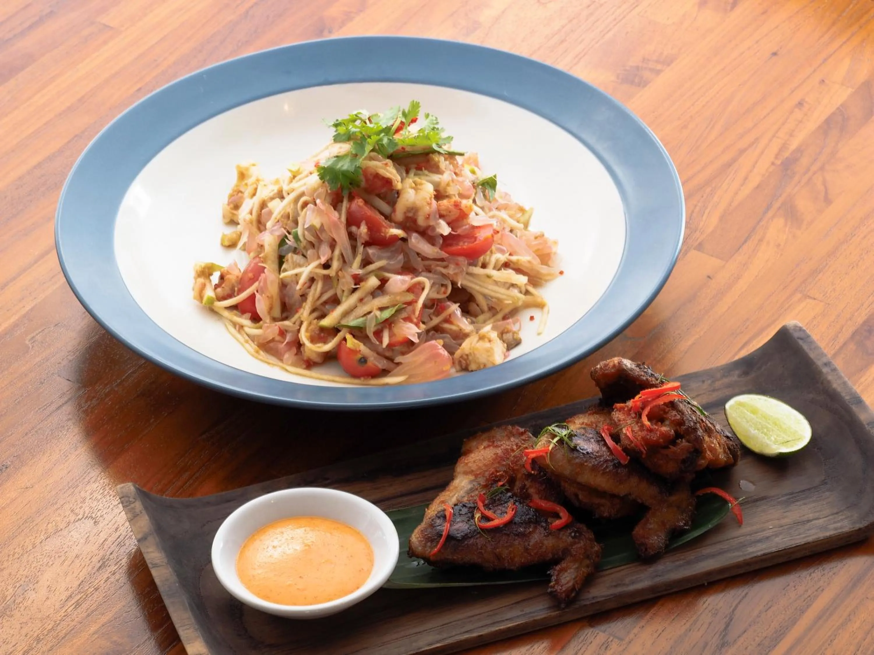 Food and drinks in IZE Seminyak by LifestyleRetreats