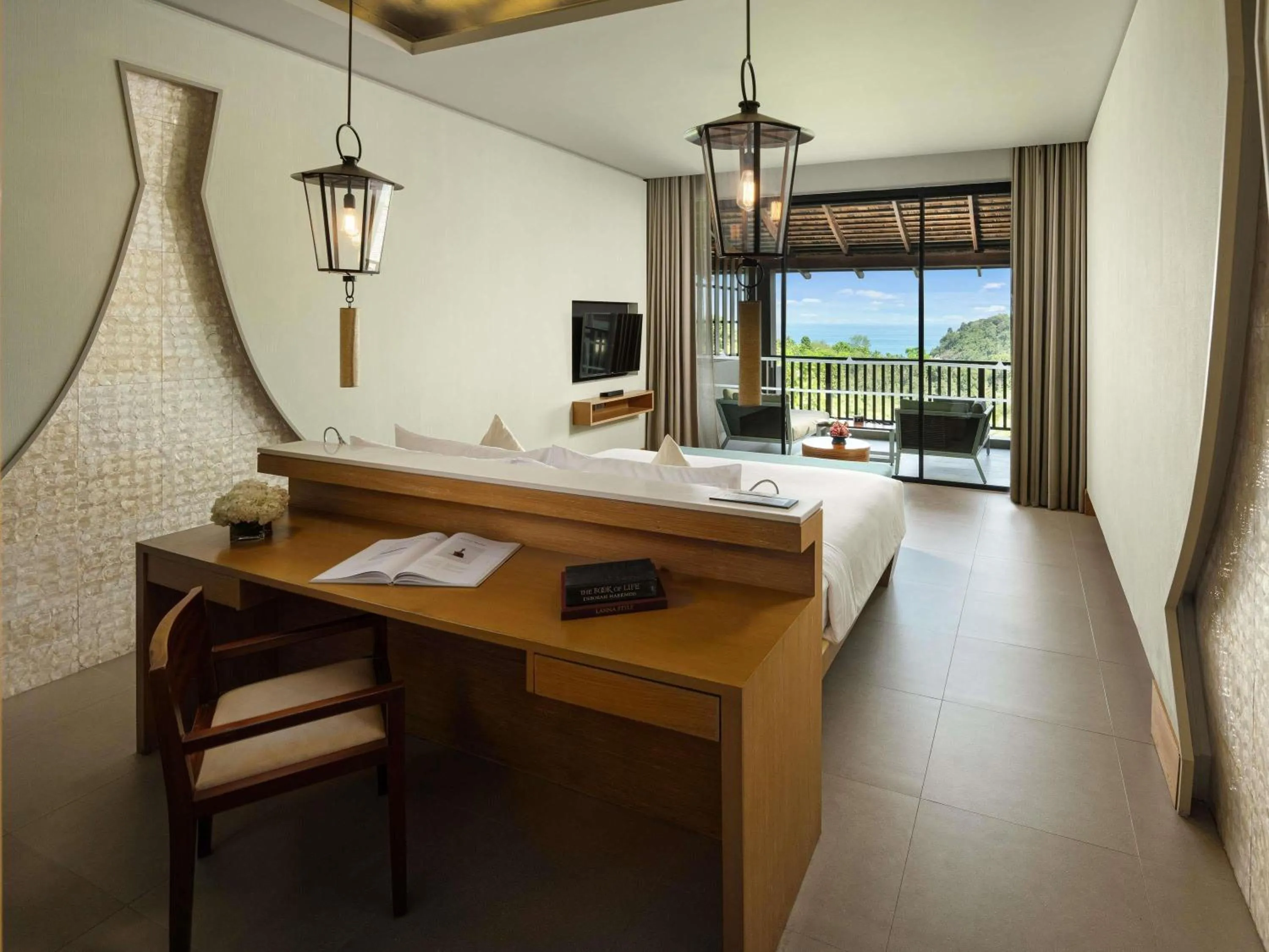 Bedroom, Bed in Avista Hideaway Phuket Patong - MGallery