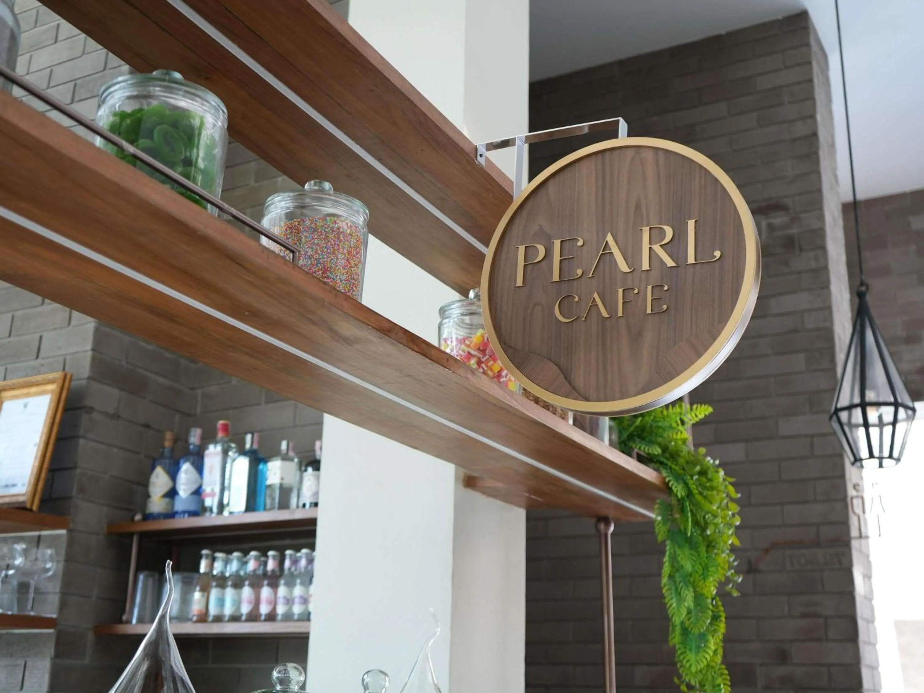 Restaurant/places to eat in Avista Hideaway Phuket Patong - MGallery