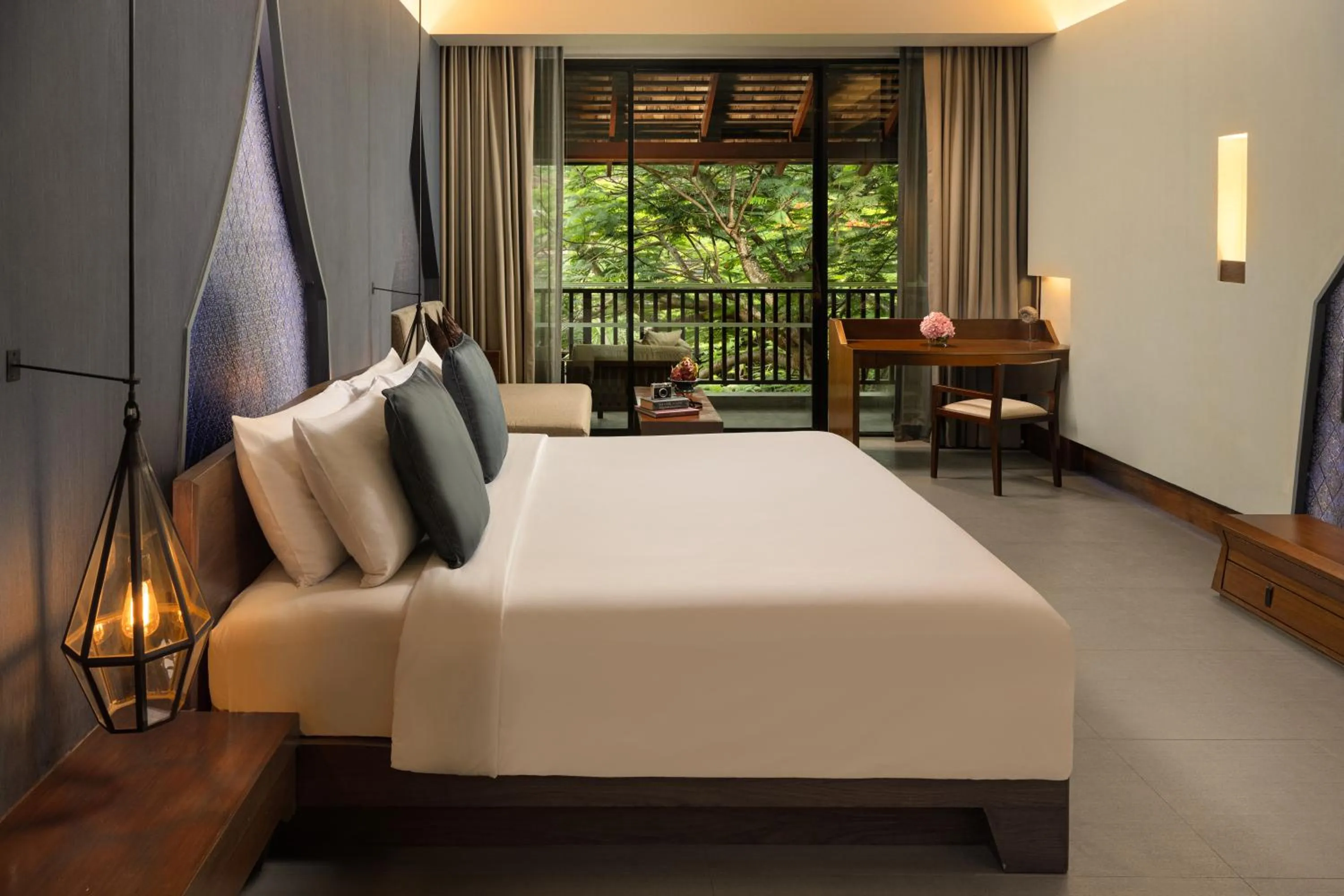 Bed in Avista Hideaway Phuket Patong - MGallery