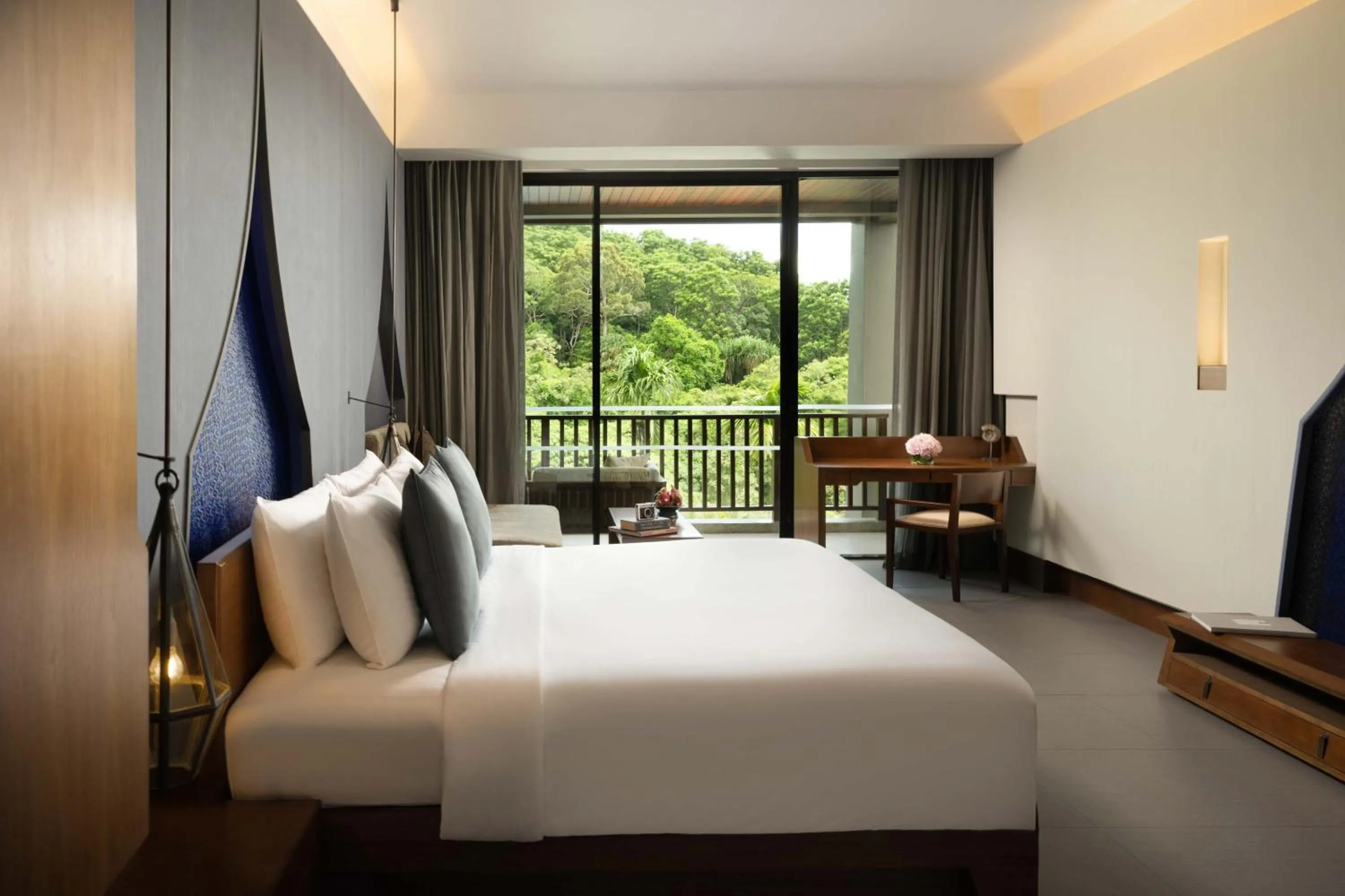 View (from property/room), Bed in Avista Hideaway Phuket Patong - MGallery
