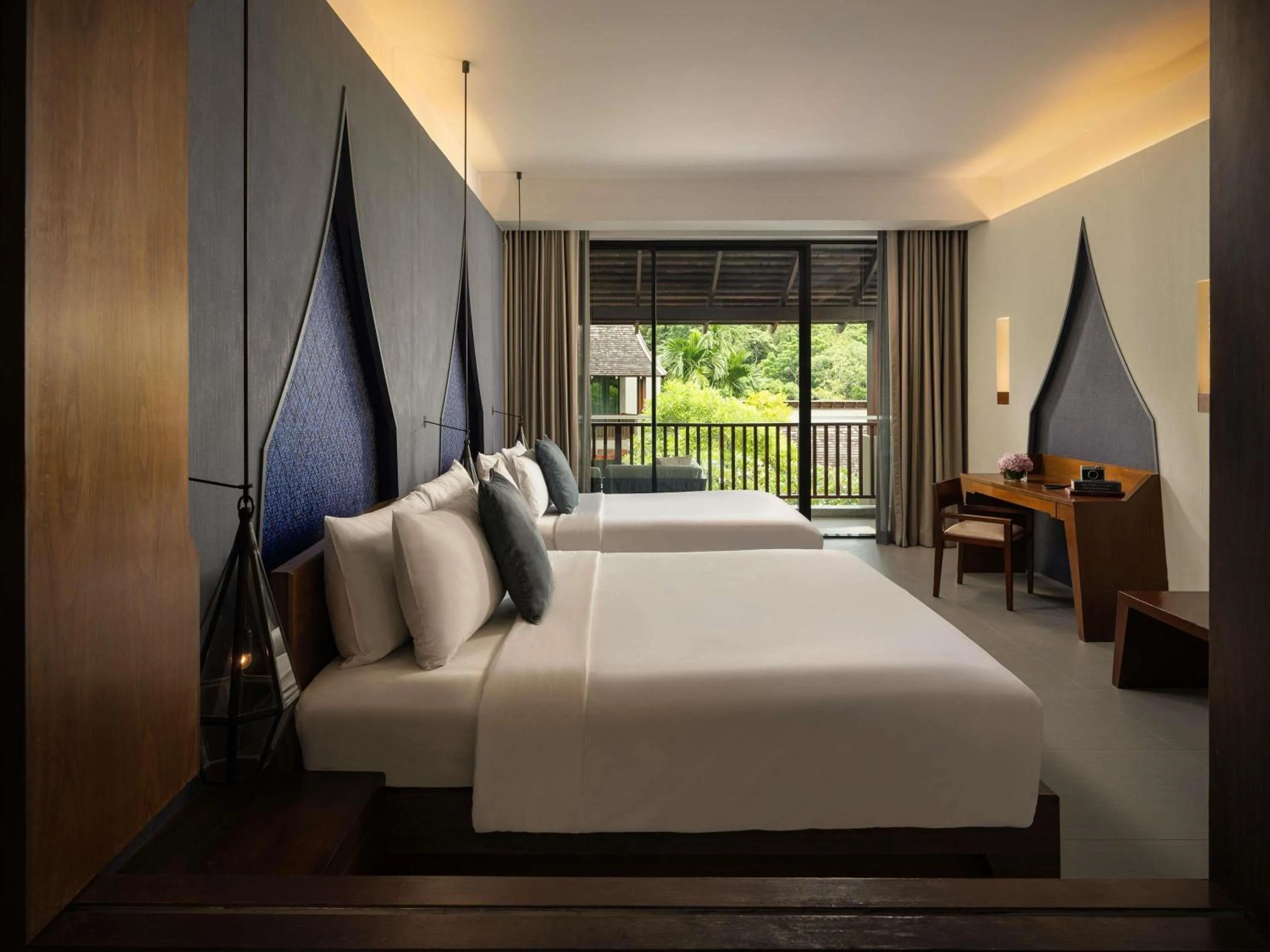 Bedroom, Bed in Avista Hideaway Phuket Patong - MGallery