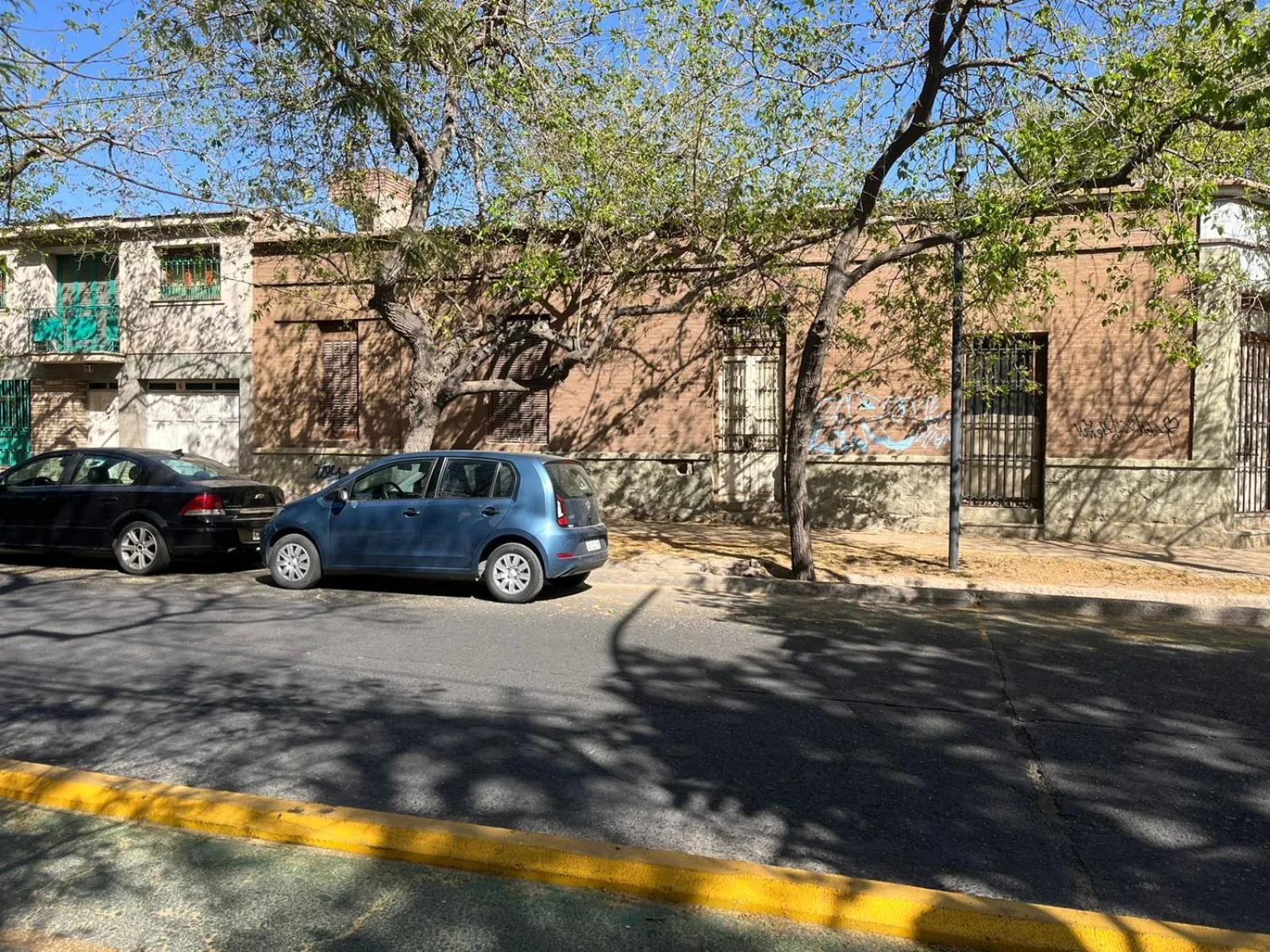 Parking in Posada de Rosas