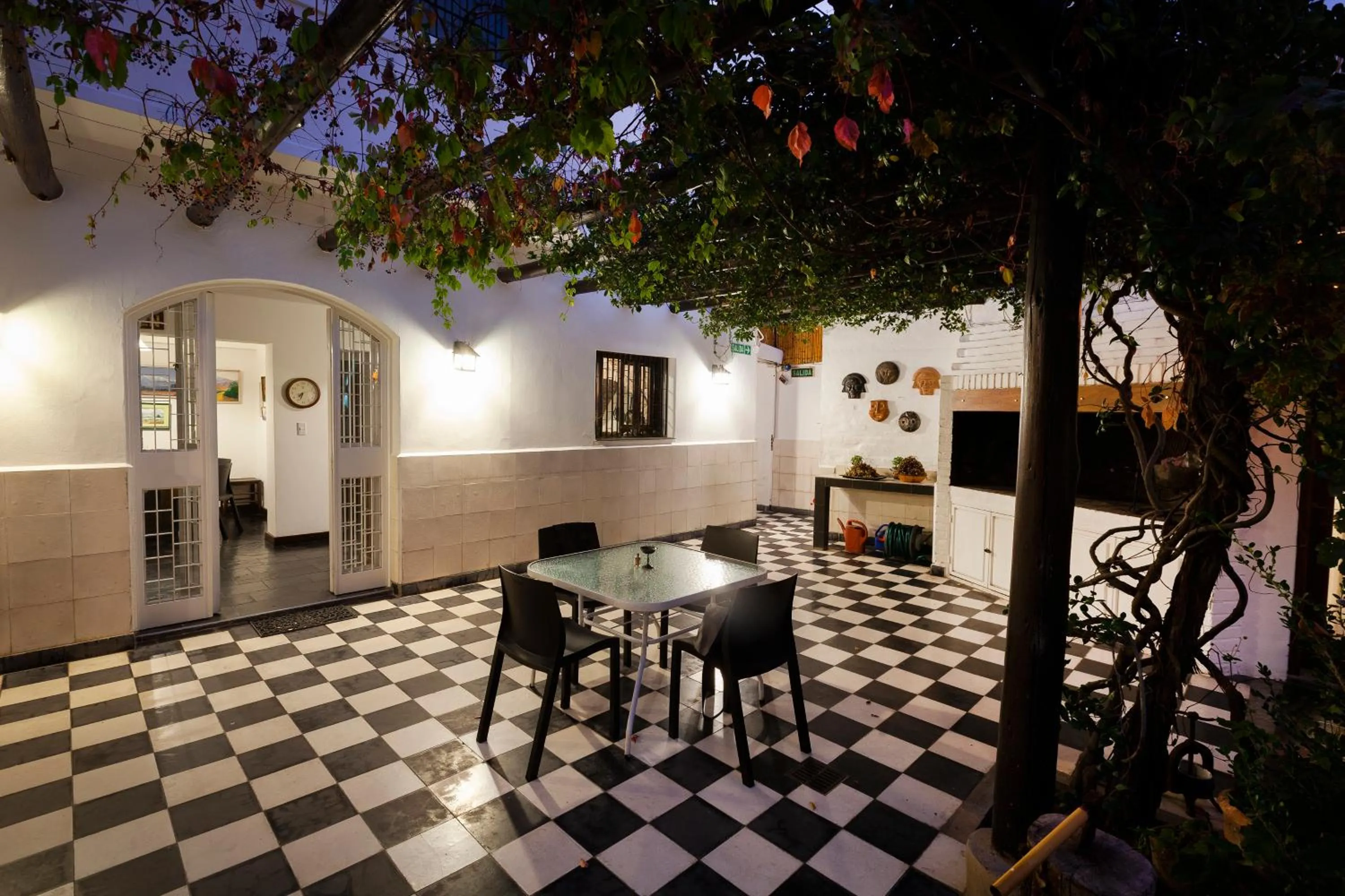 BBQ facilities in Posada de Rosas