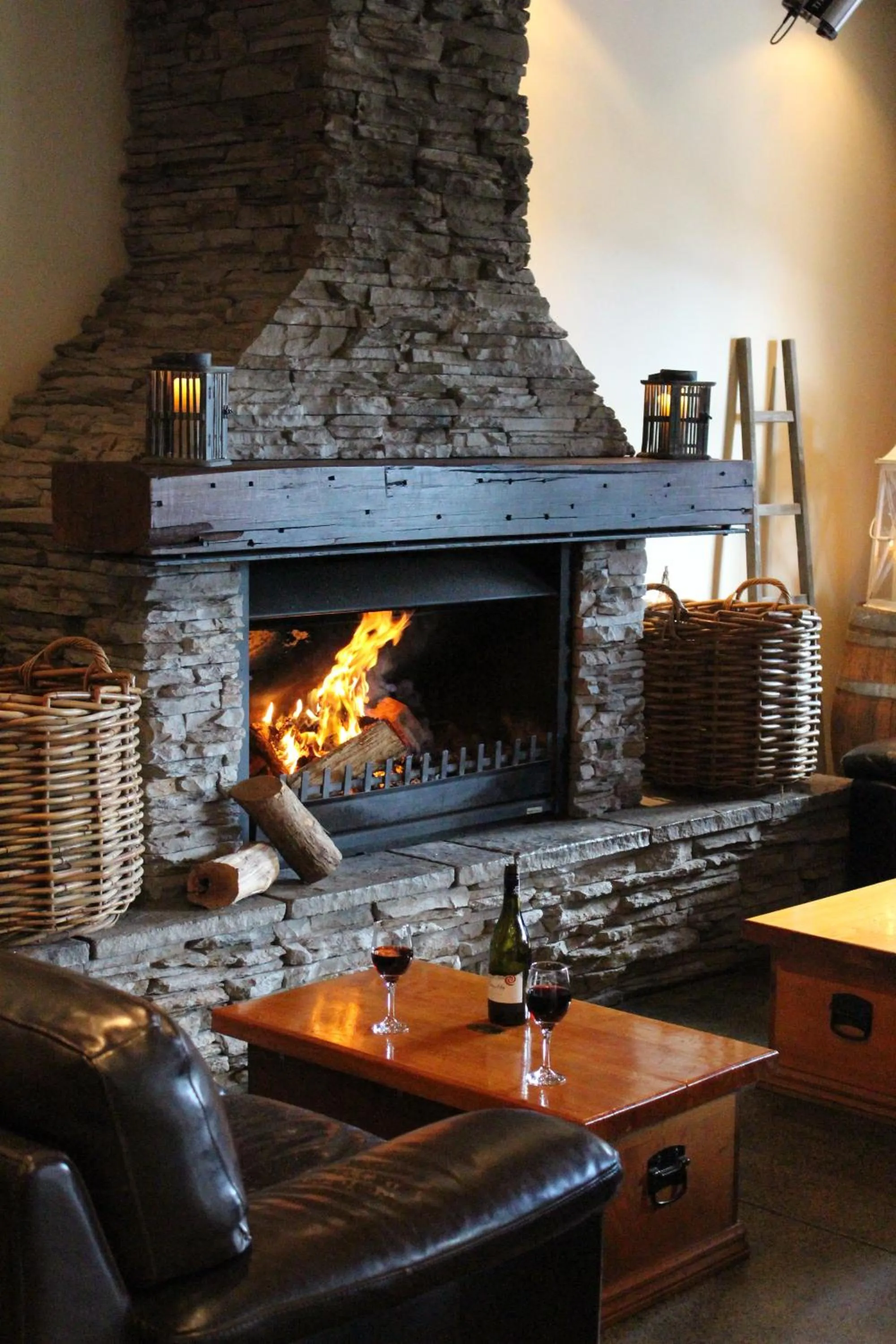 Alcoholic drinks in Bridgehouse Lodge