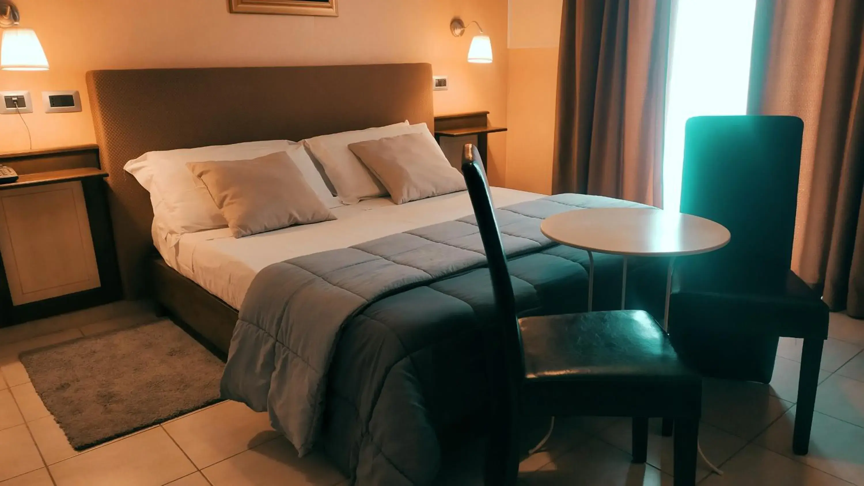 Double Room with Mountain View in La Contessa B&B Double Room with Mountain View in La Contessa B&B