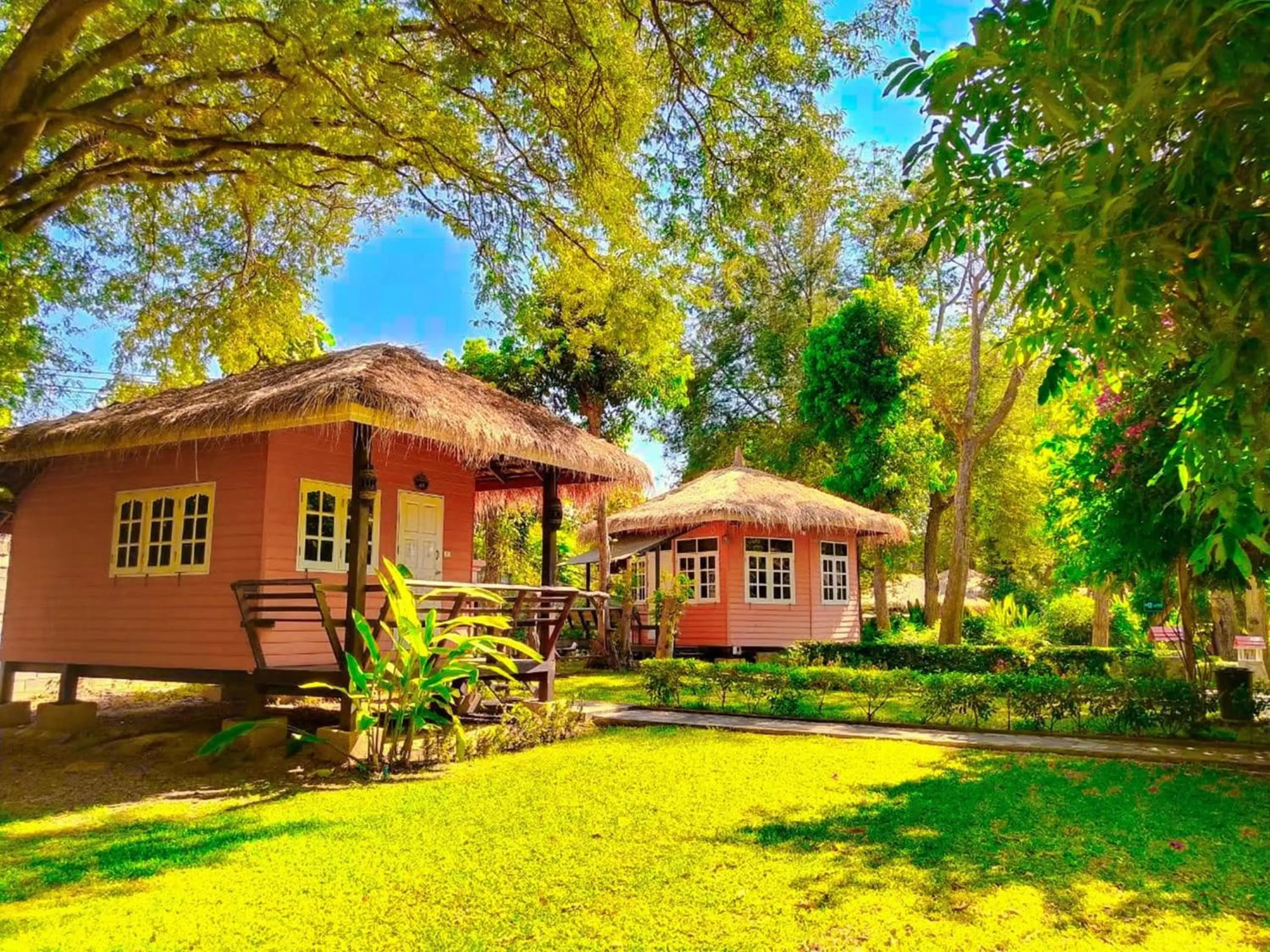 Garden in Aurora Resort Kanchanaburi