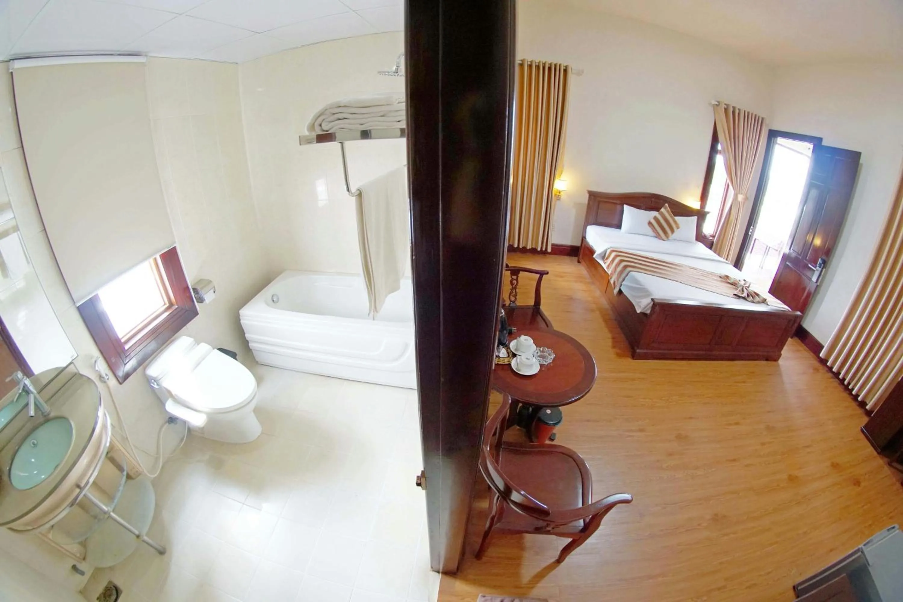 Photo of the whole room, Bed in Kieu Anh Hotel Vung Tau
