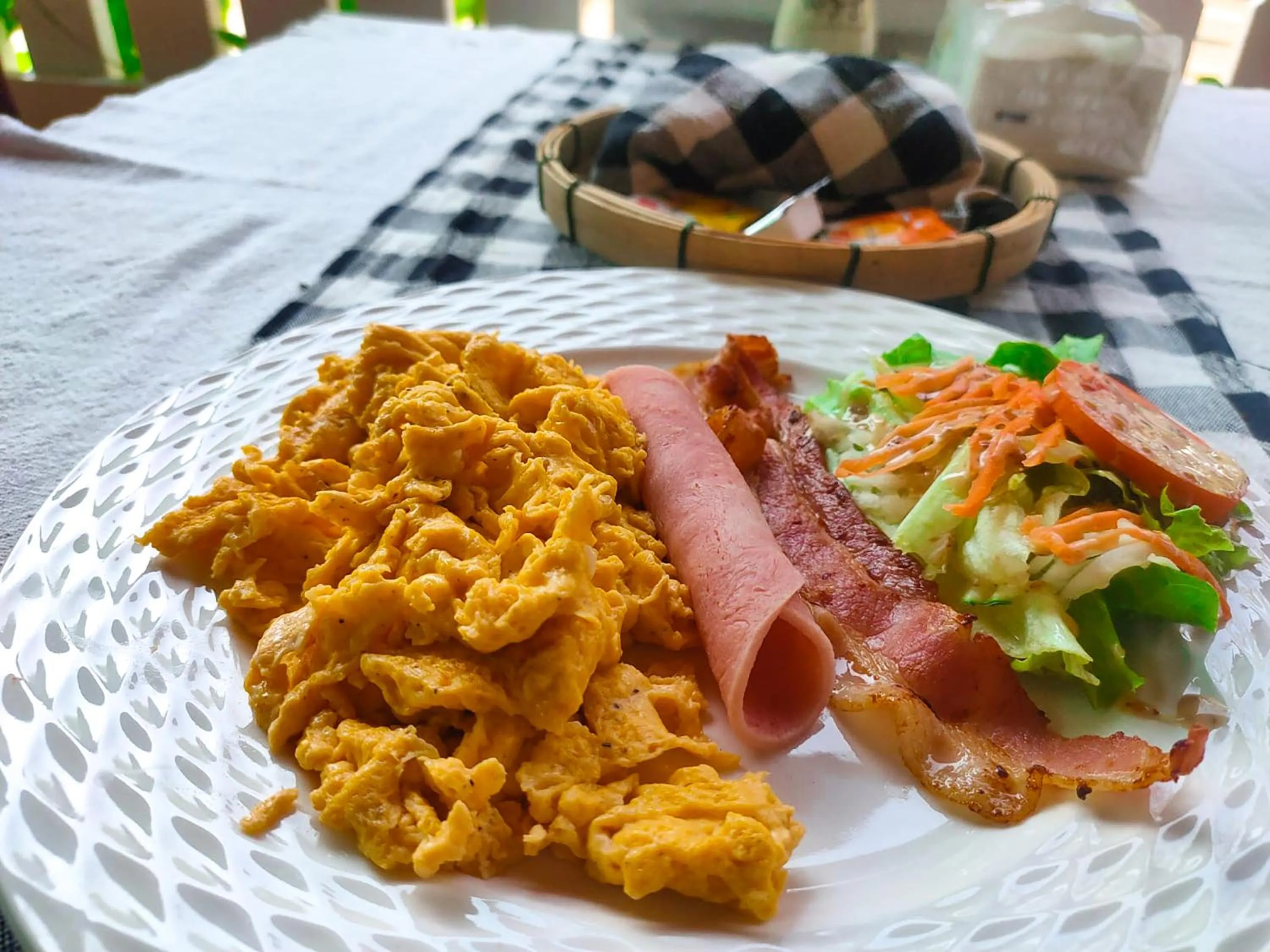 Food in Ban Lakkham River View