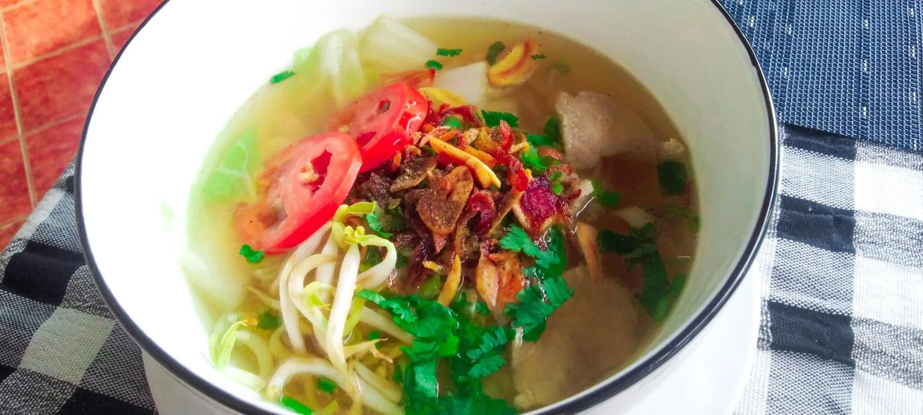 Food in Ban Lakkham River View