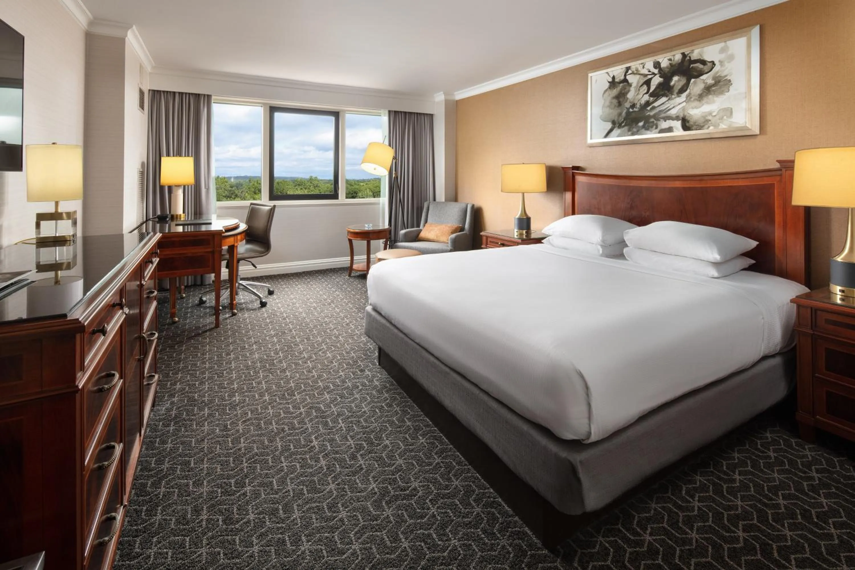 Bed in Hilton Short Hills