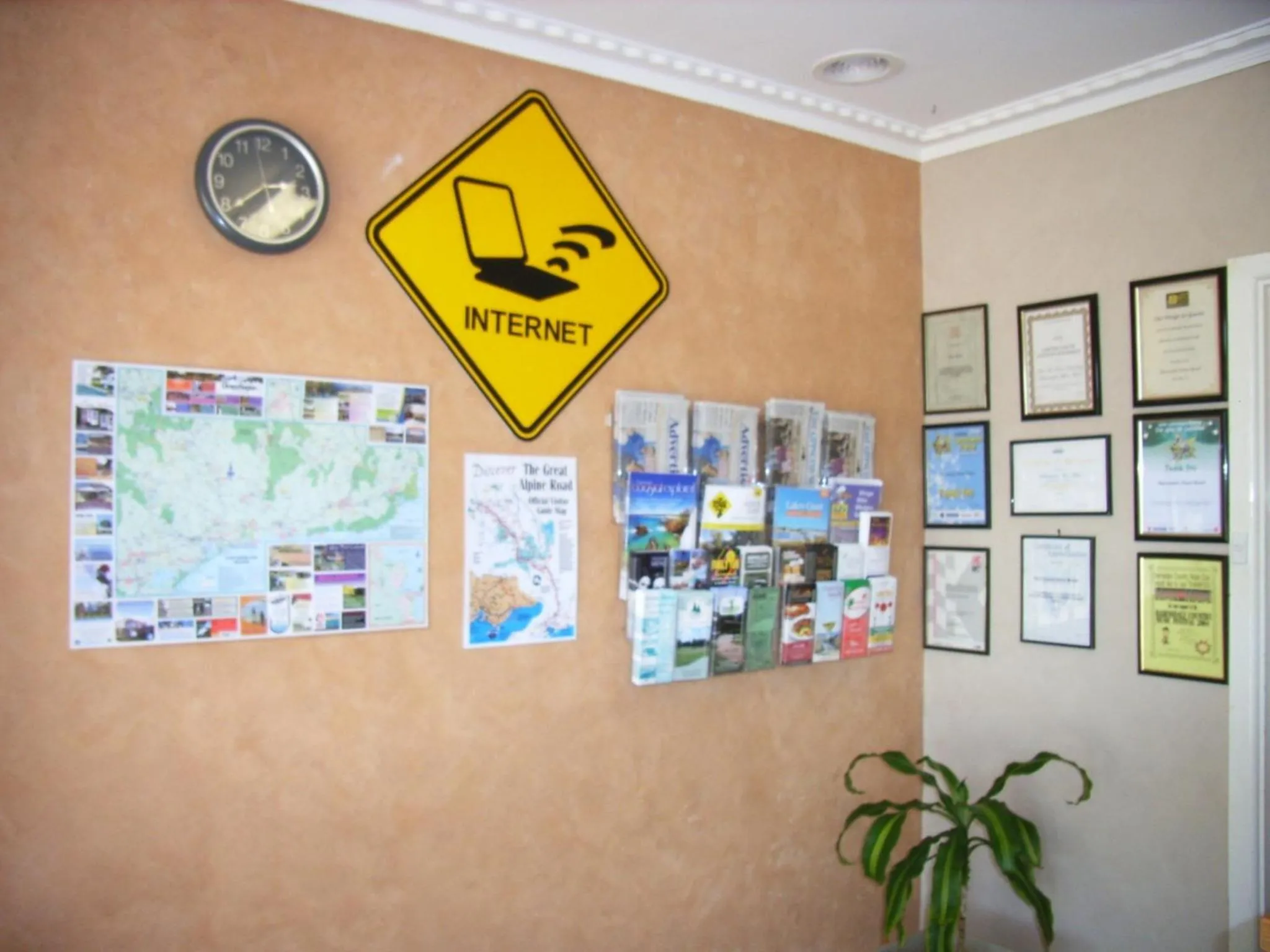 Lobby or reception in Bairnsdale Main Motel