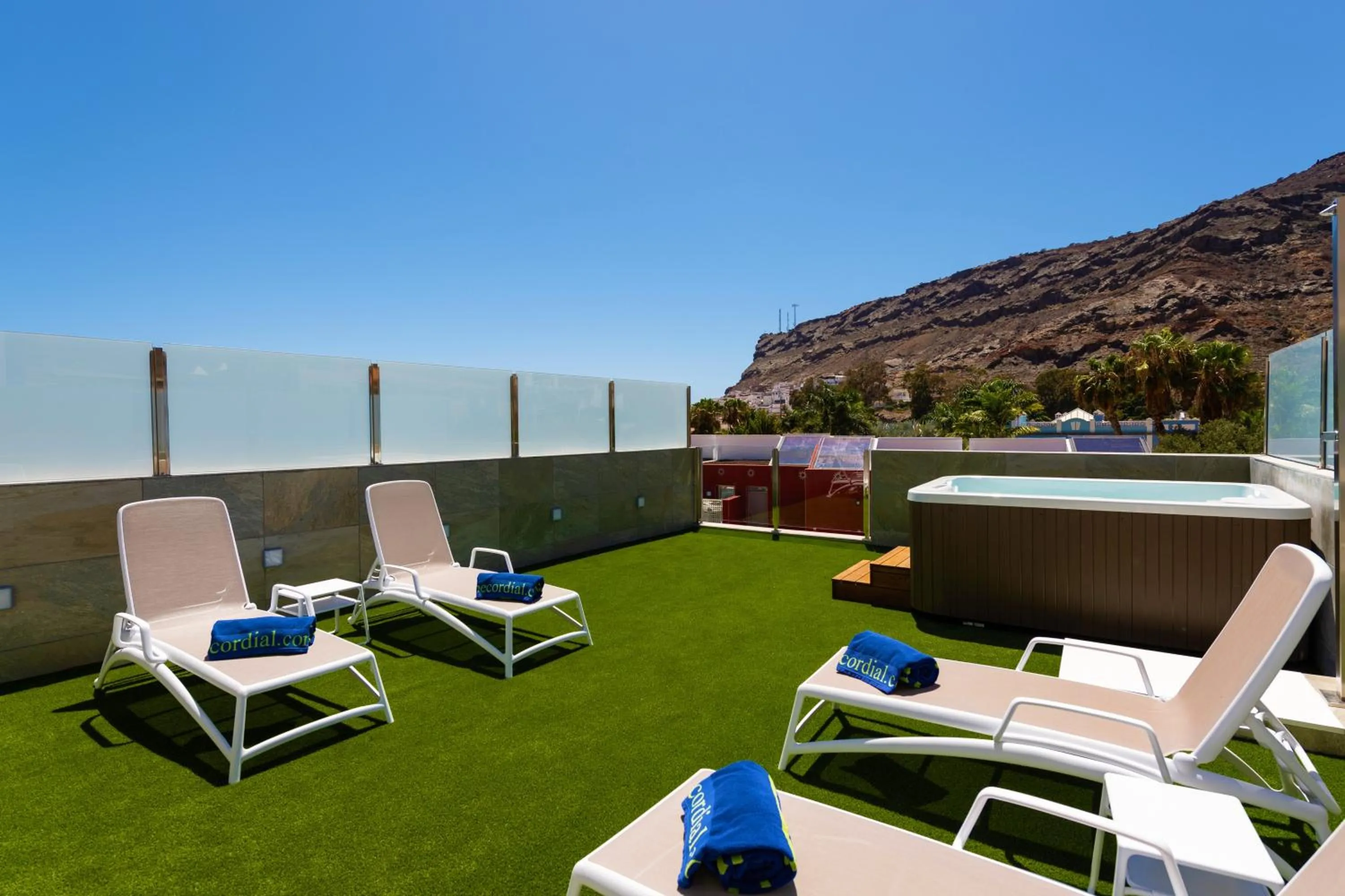 Hot Tub in Cordial Mogán Solaz