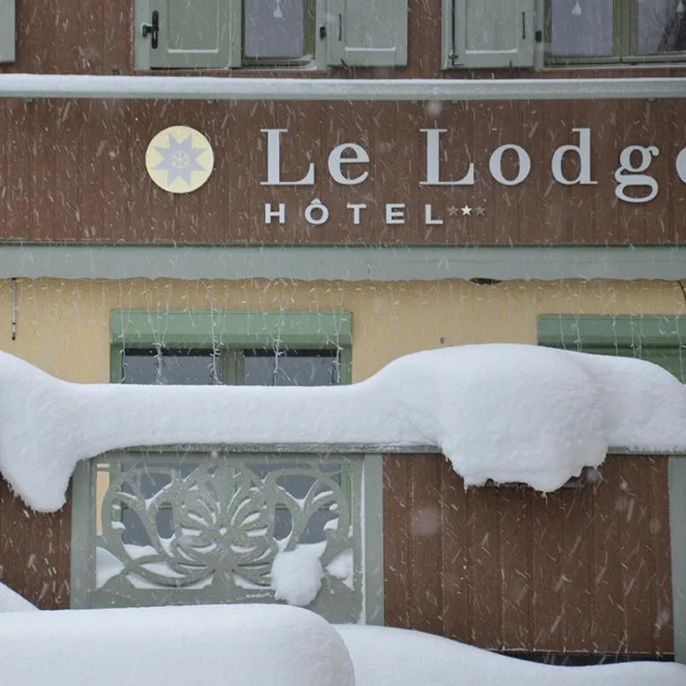 Facade/entrance in Lodge Hotel Les Rousses