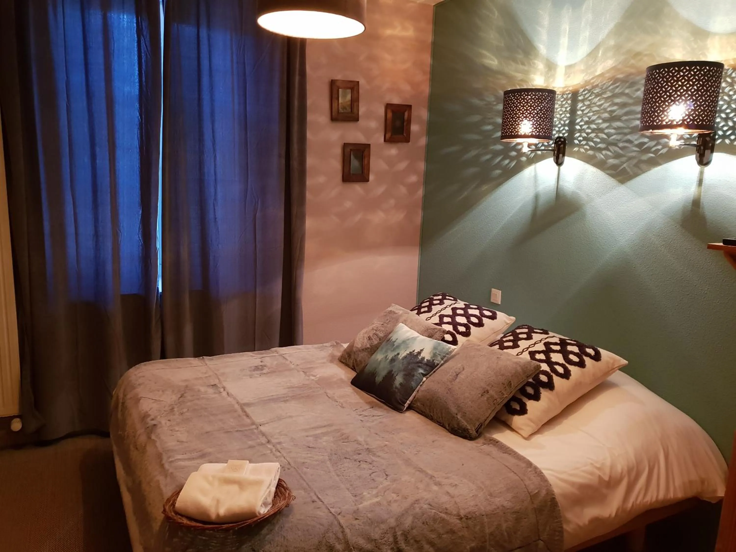 Bed in Lodge Hotel Les Rousses