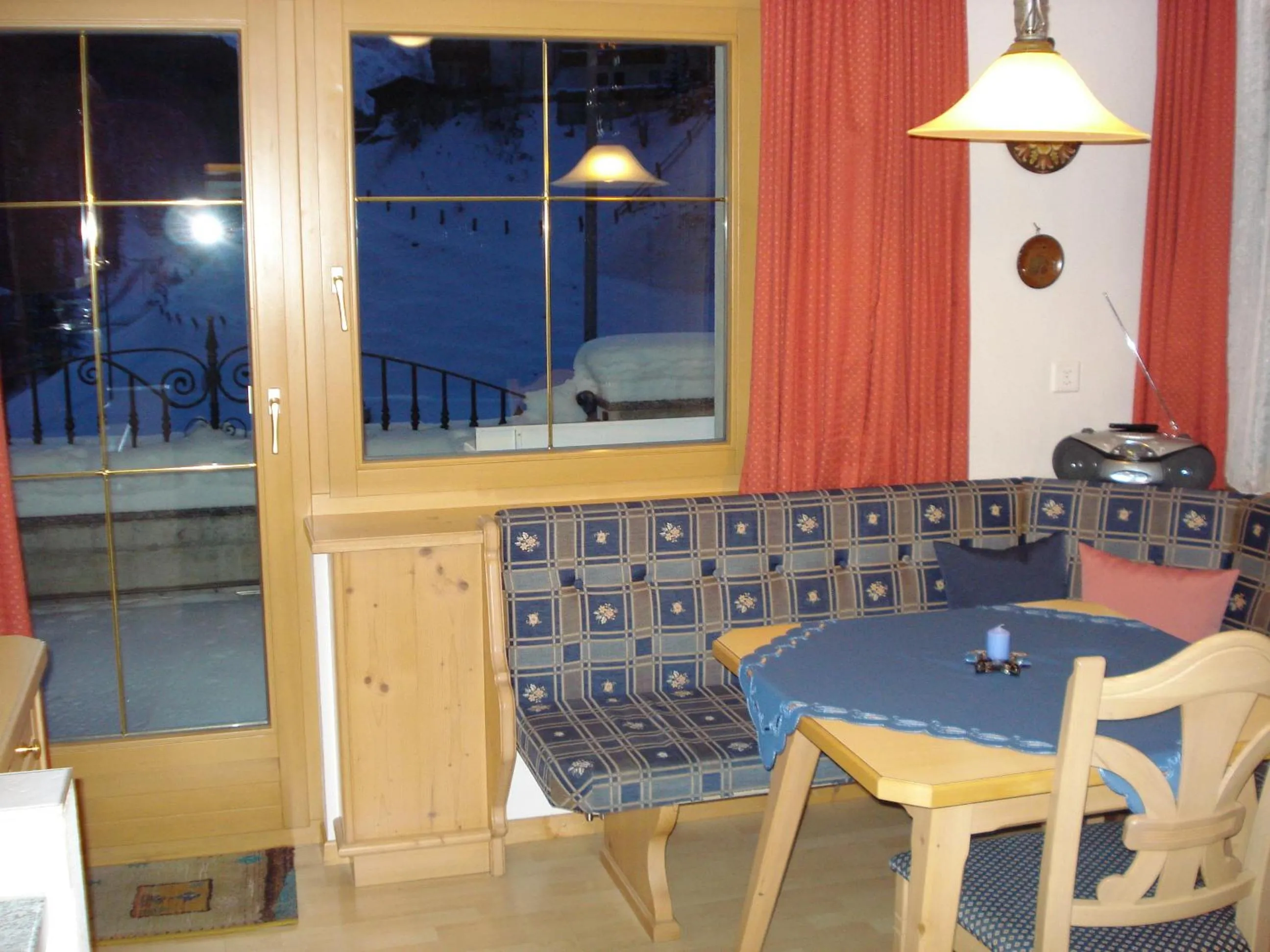 Dining area in Chasa Valetta