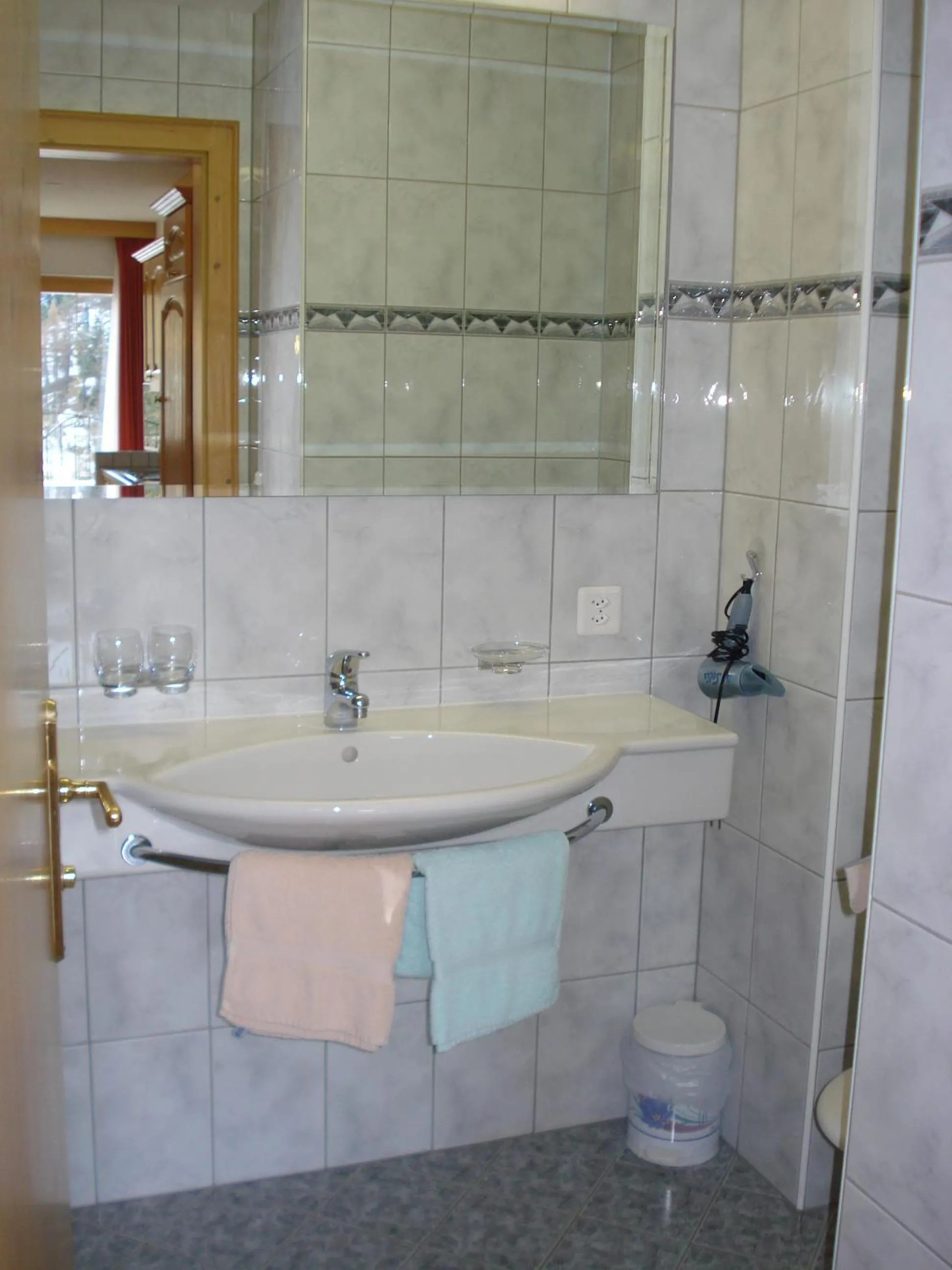 Bathroom in Chasa Valetta