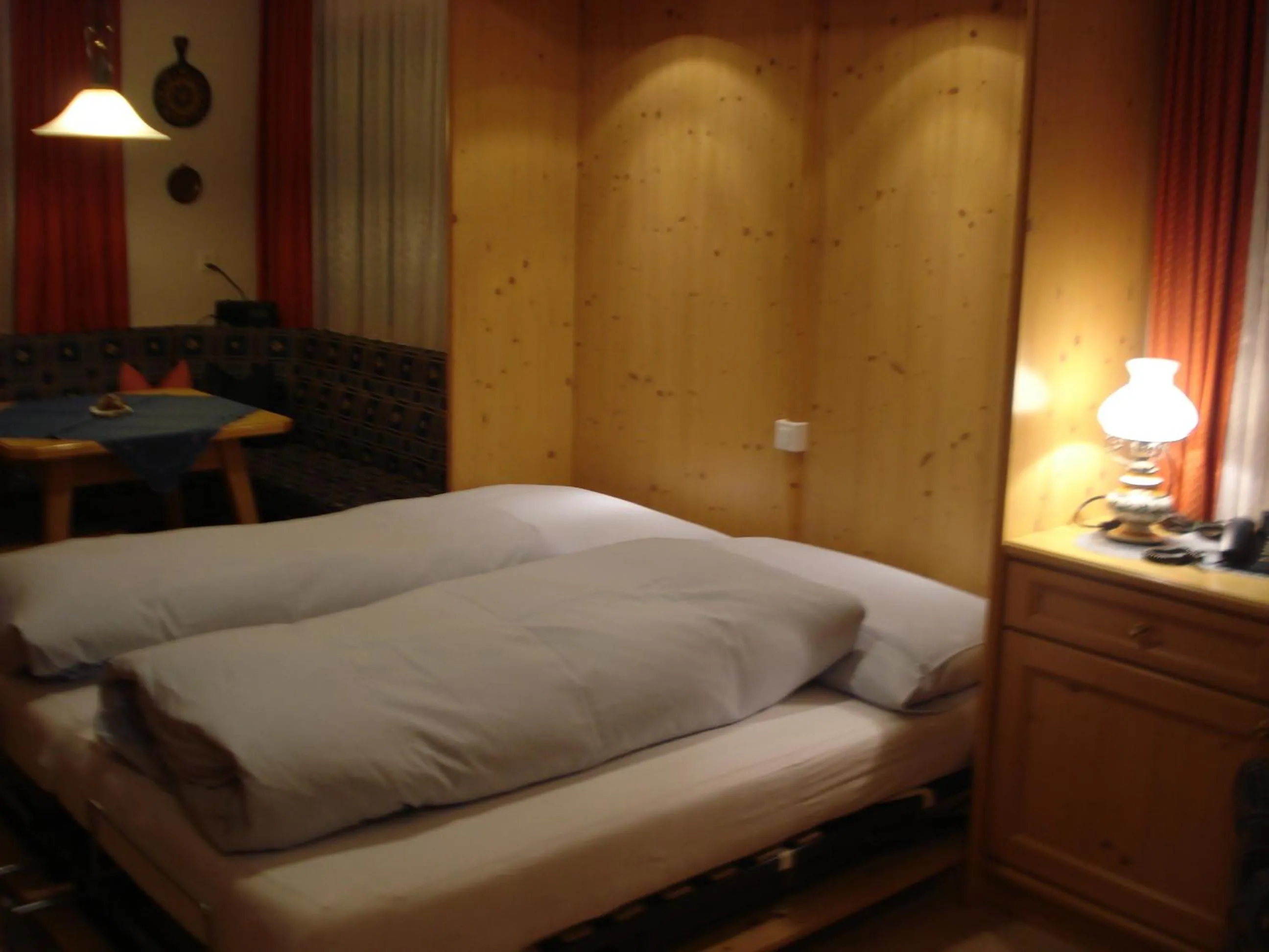 Bedroom, Bed in Chasa Valetta