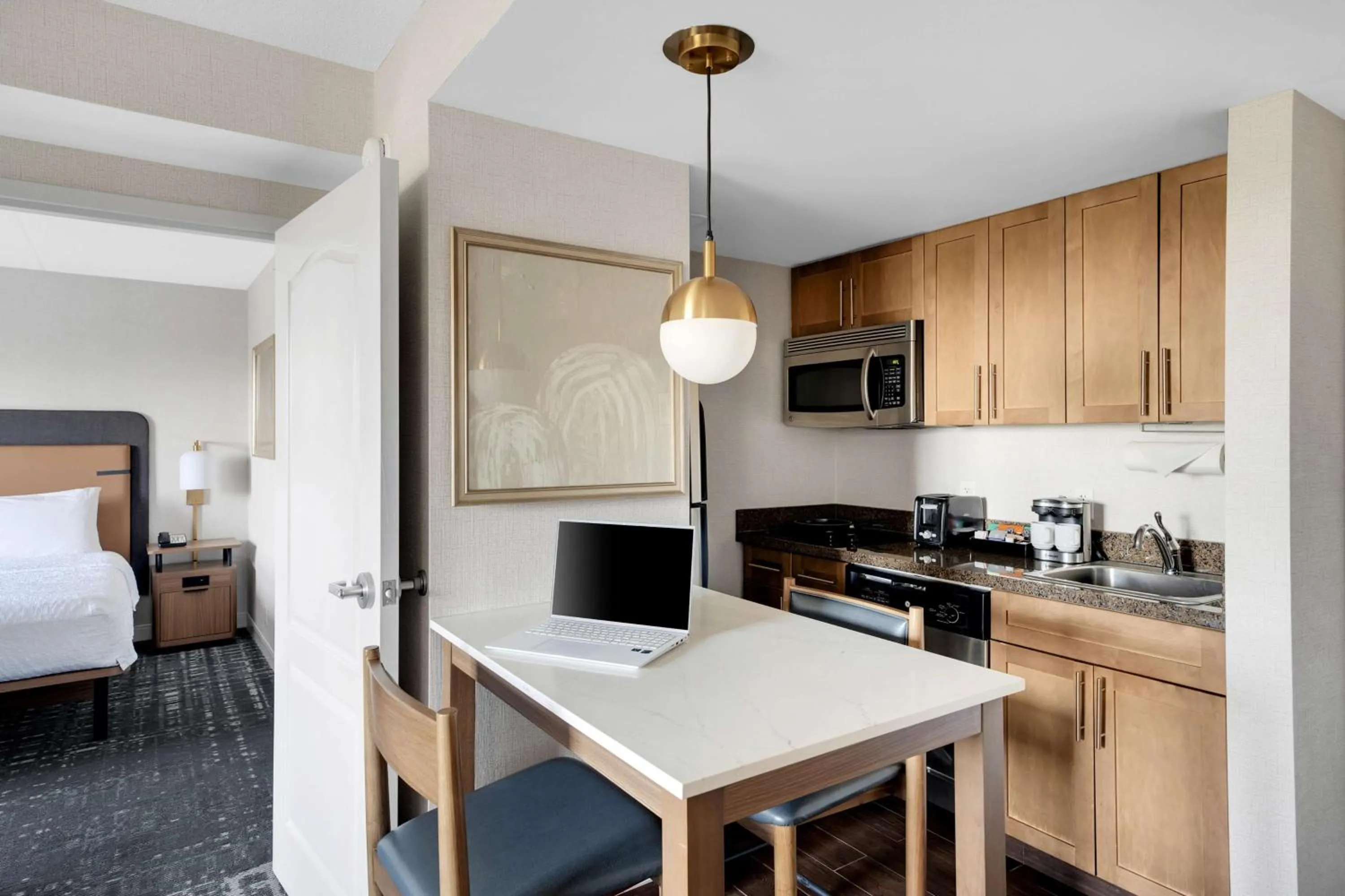Kitchen or kitchenette, Bed in Homewood Suites by Hilton Toronto-Markham