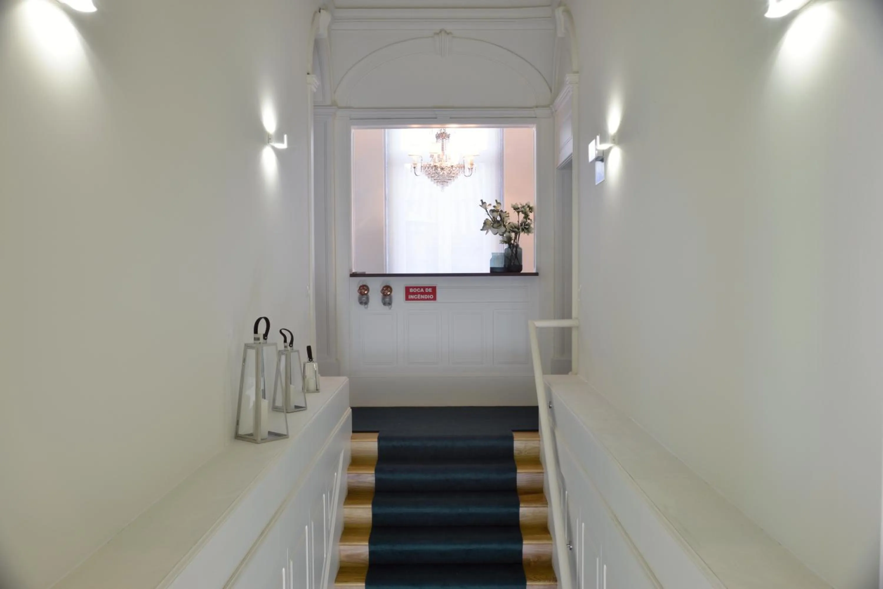 Property building in Oporto Invite Bolhao Historical Market