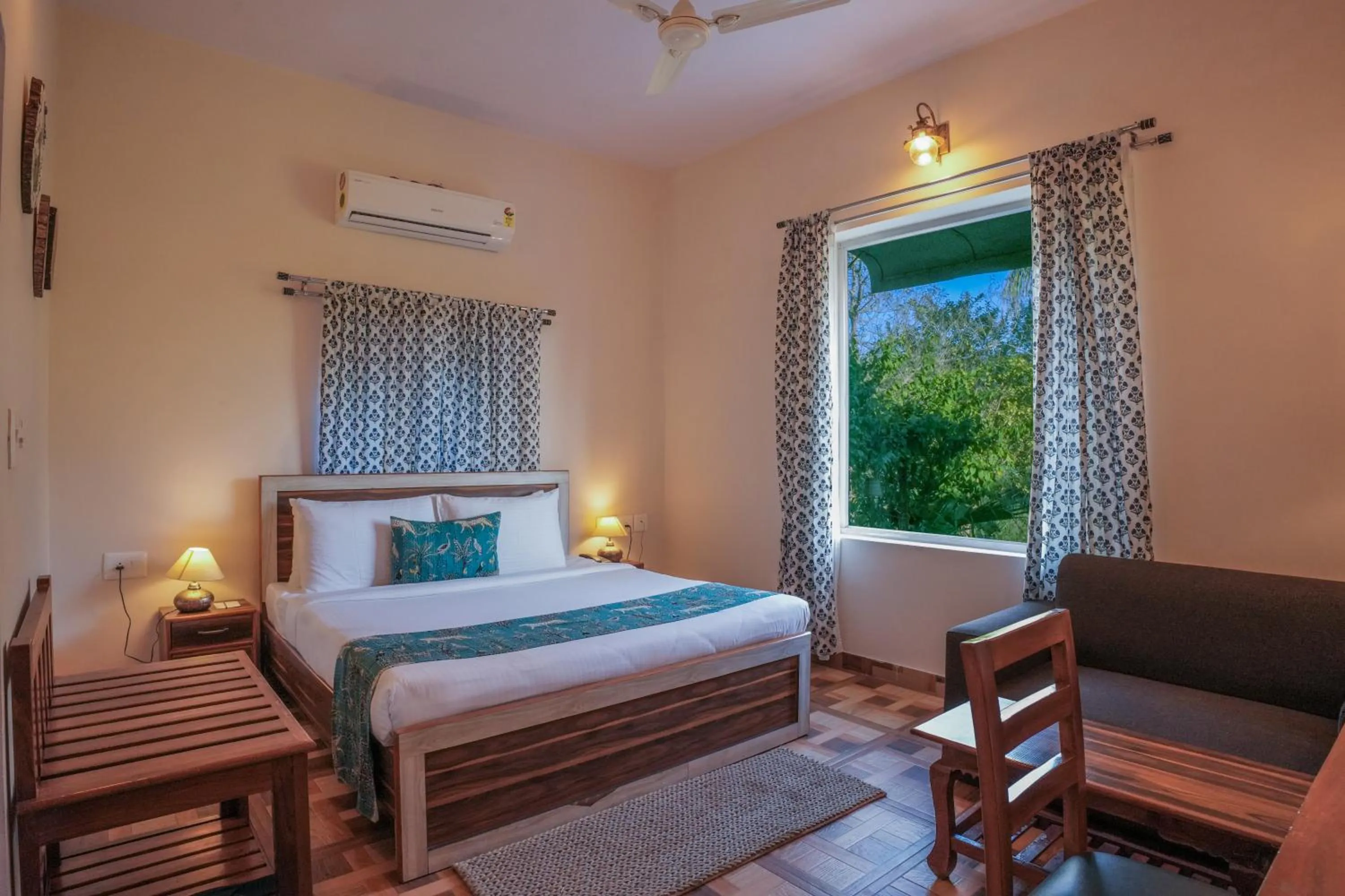 Bed in Paridhi Niwas, Ranthambore- near Tiger Safari Zones 1-5
