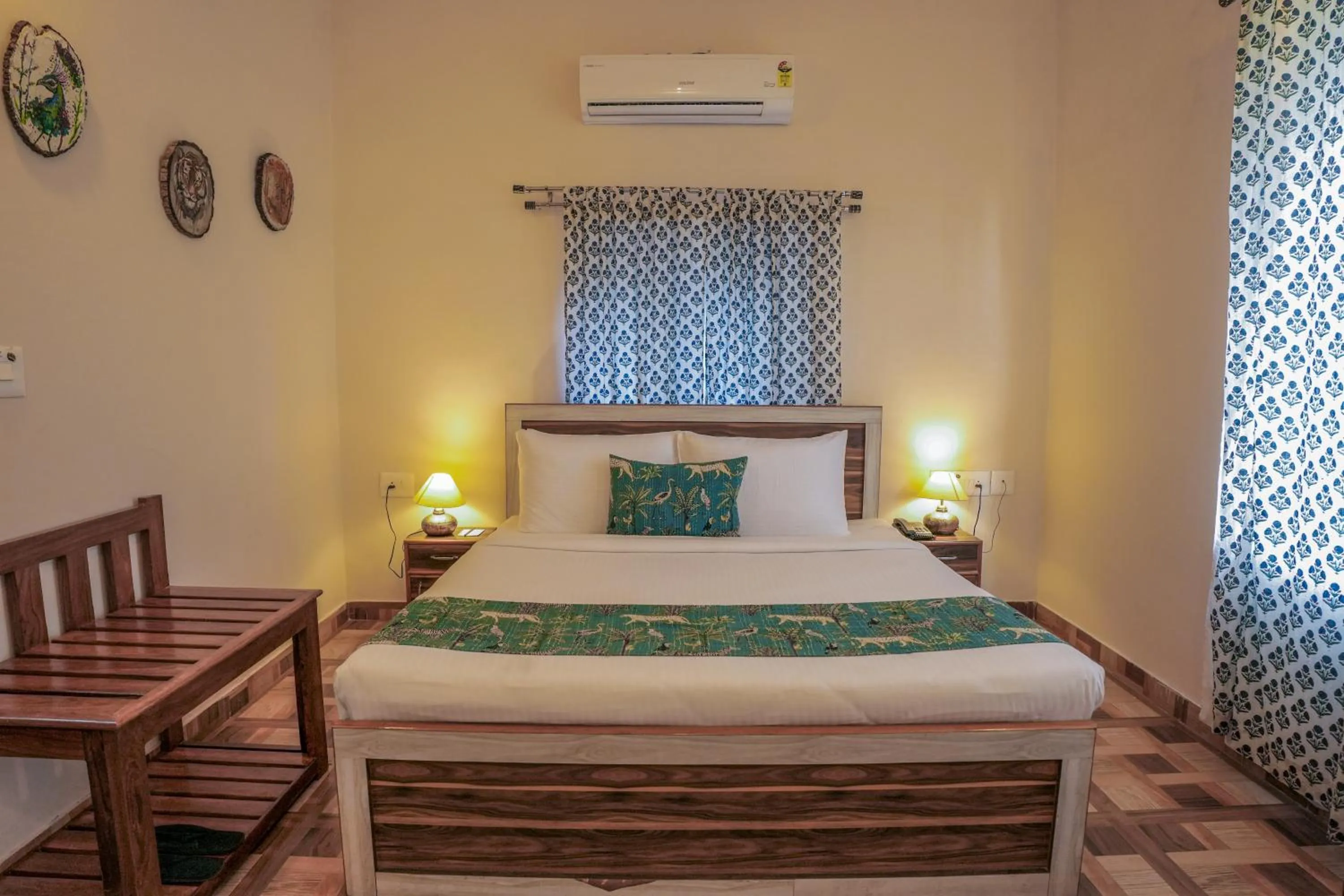 Bed in Paridhi Niwas, Ranthambore- near Tiger Safari Zones 1-5
