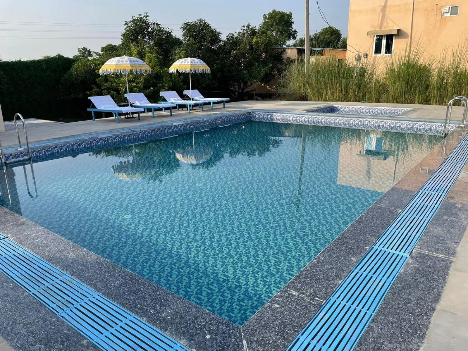 Swimming pool in Paridhi Niwas, Ranthambore- near Tiger Safari Zones 1-5