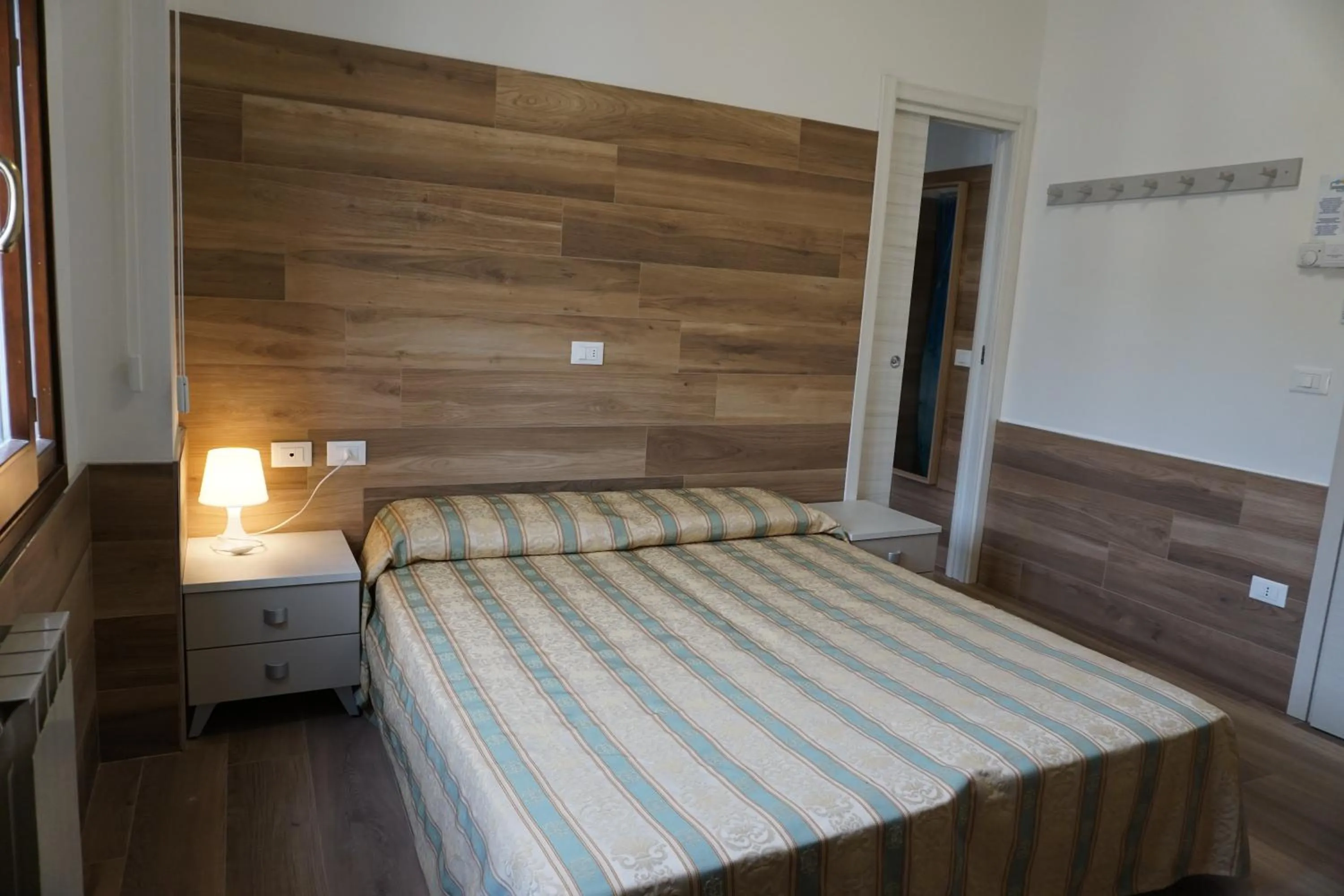 Bed in Hotel Ideal Sottomarina