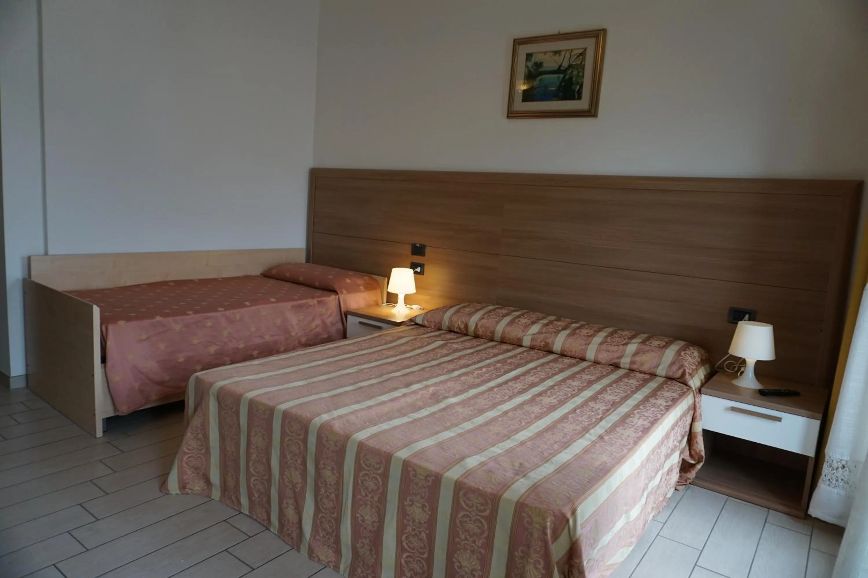 Bed in Hotel Ideal Sottomarina