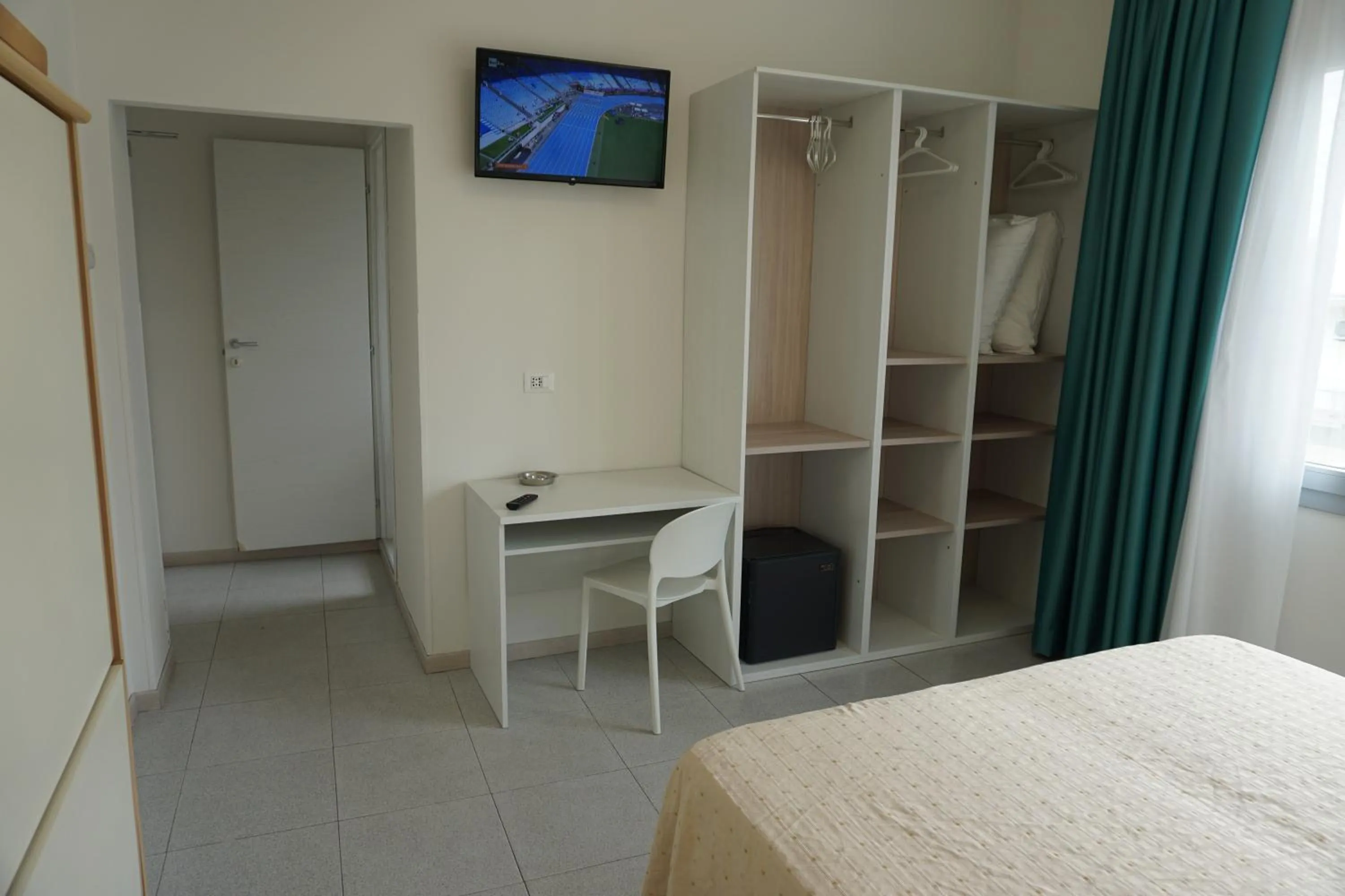 Bed in Hotel Ideal Sottomarina